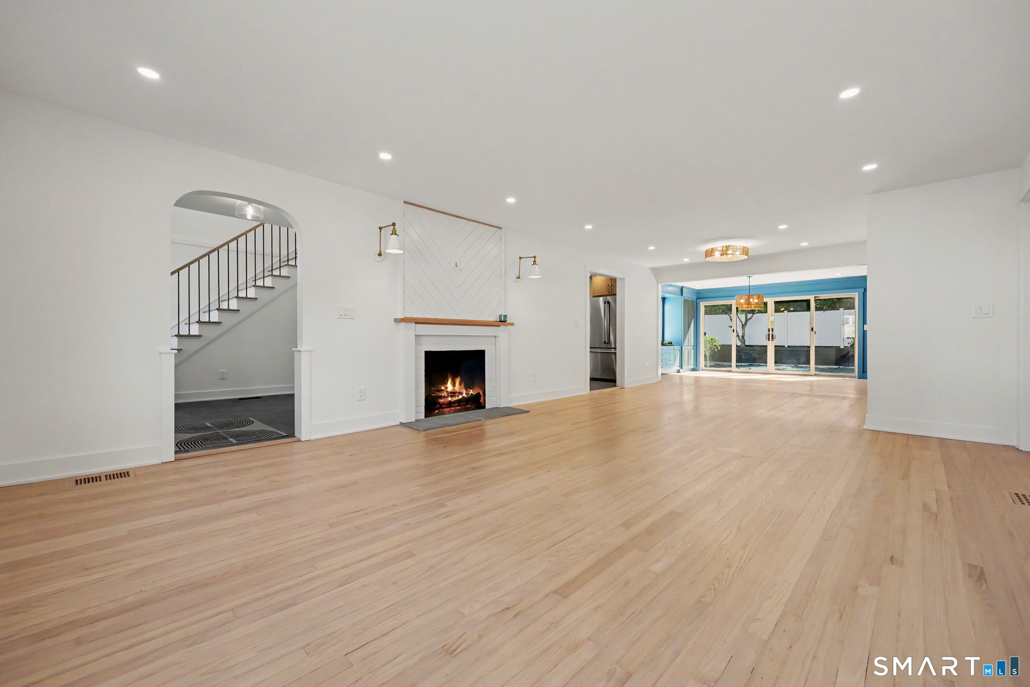 91 Lockwood Road photo 4