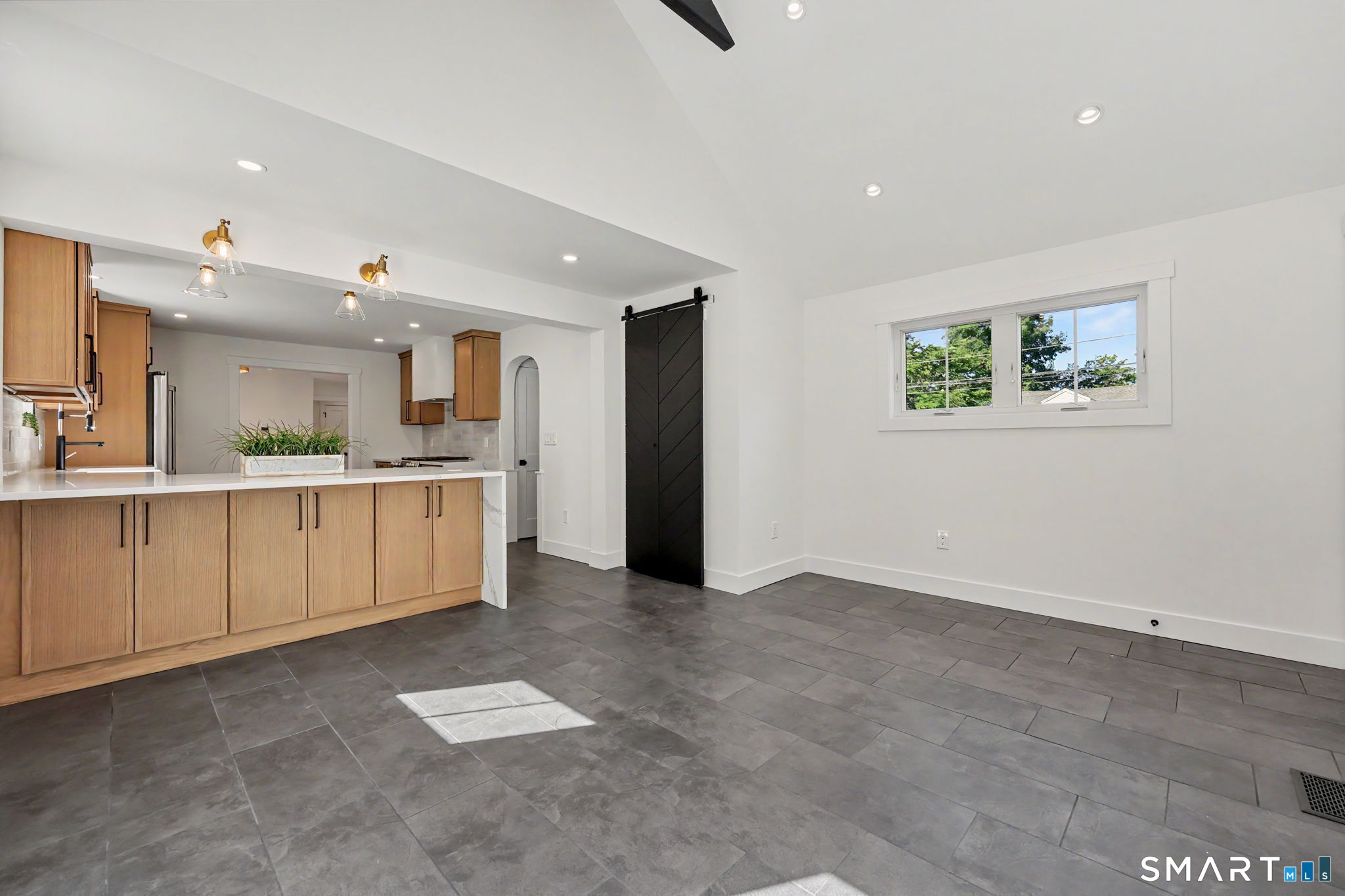 91 Lockwood Road photo 9