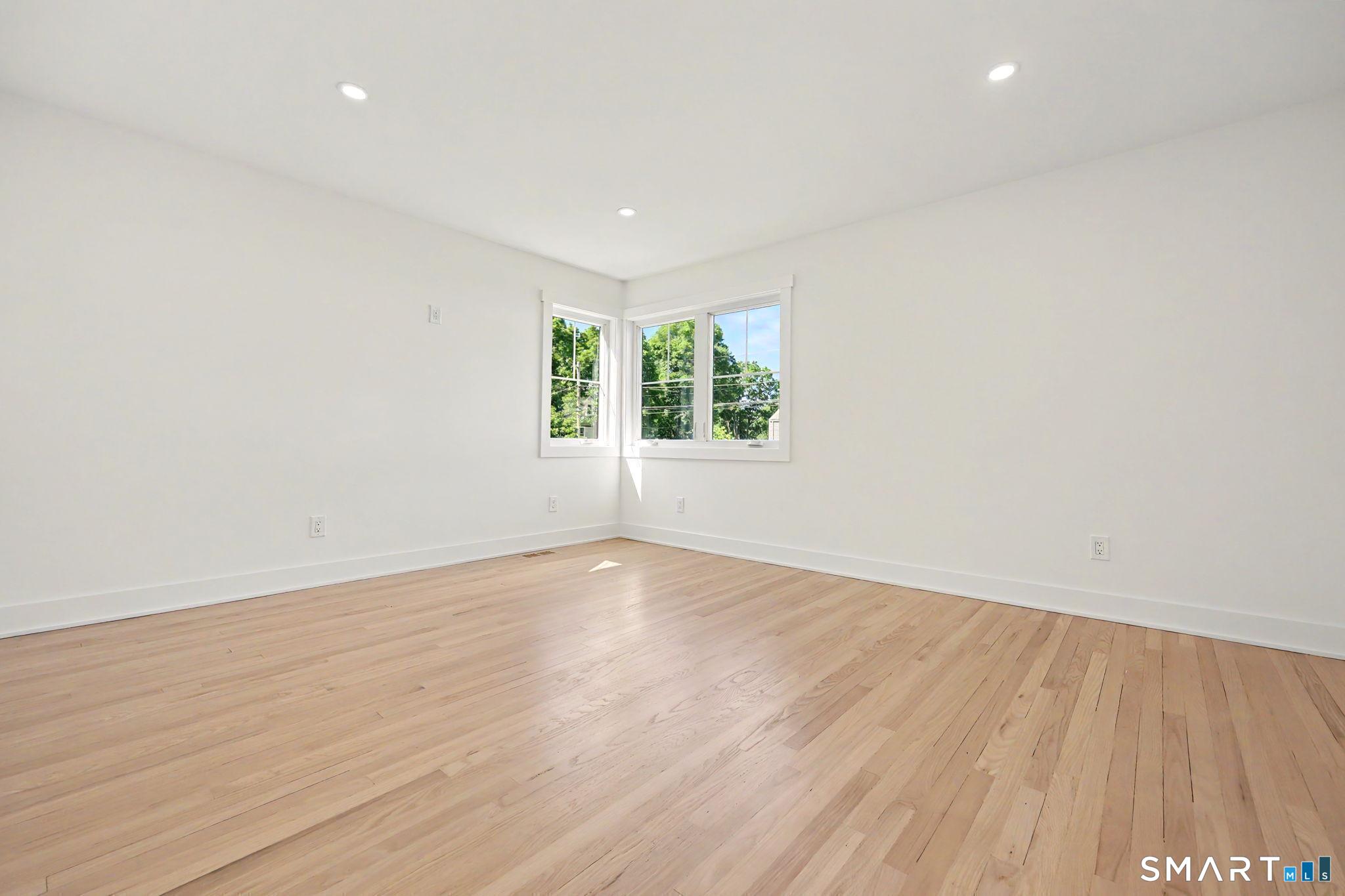 91 Lockwood Road photo 13