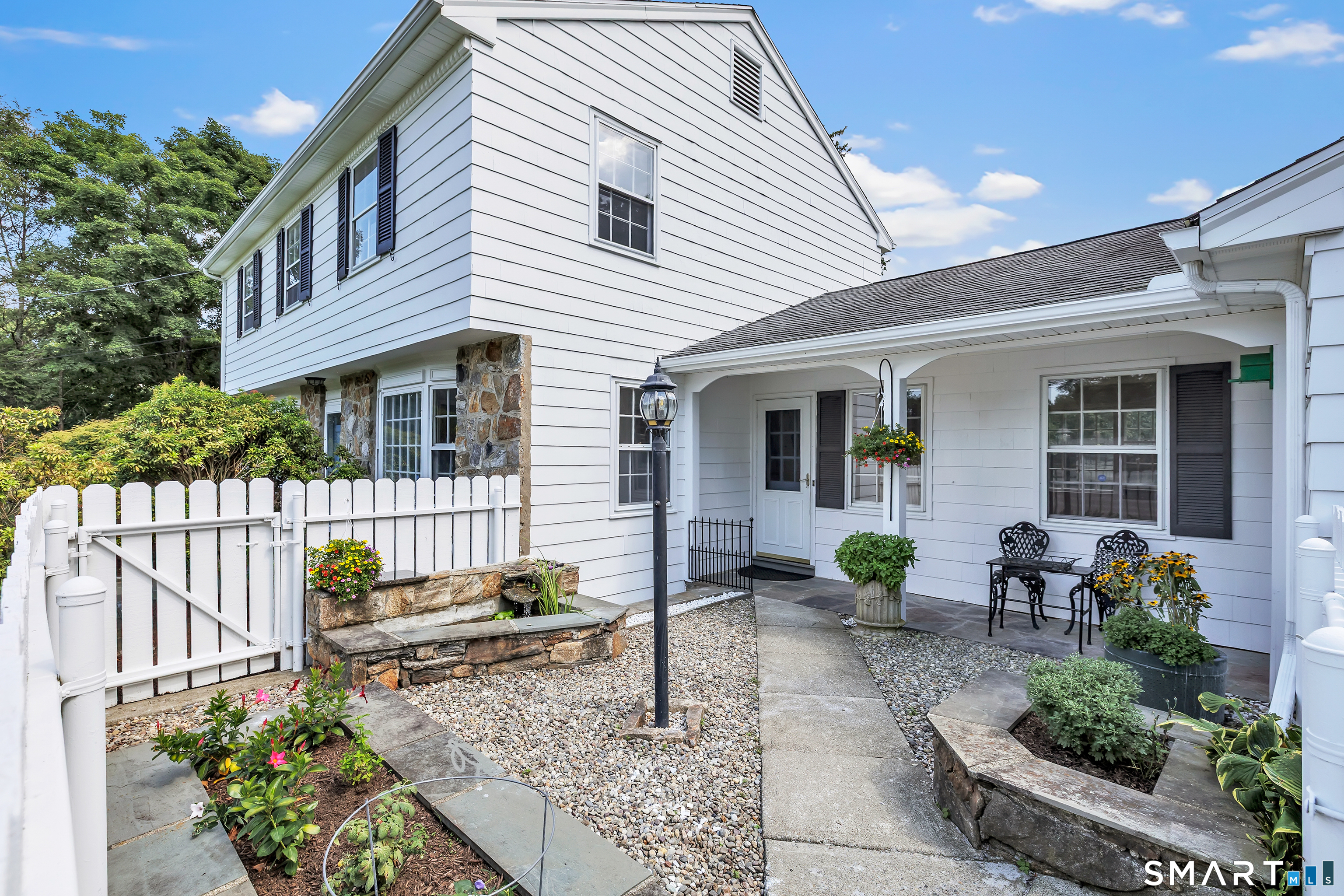 27 Brittany Avenue photo 3