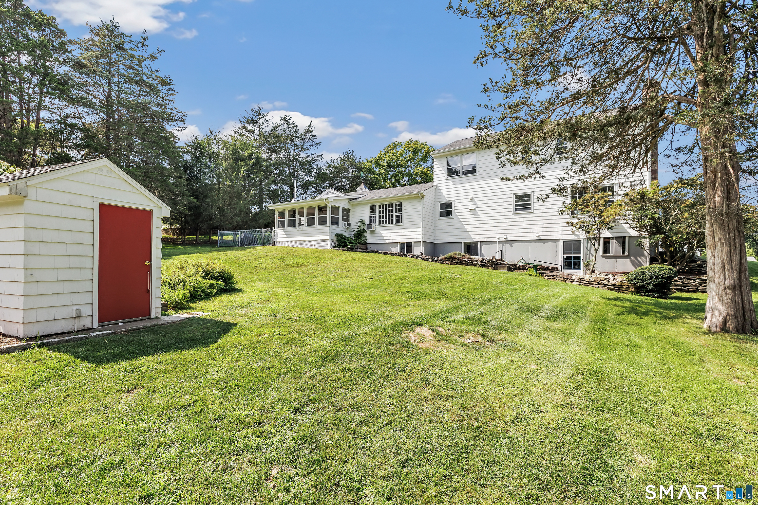 27 Brittany Avenue photo 8