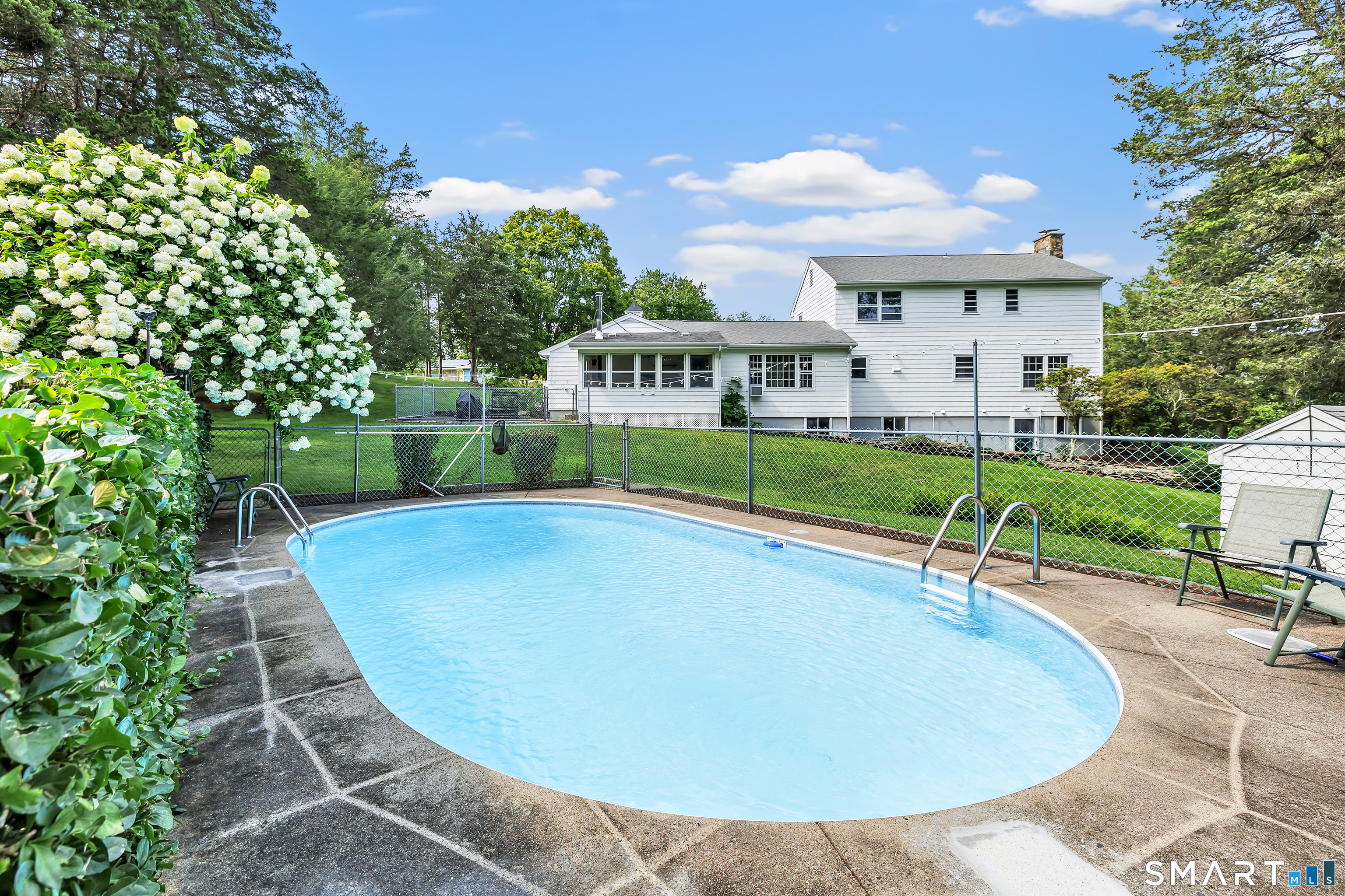 27 Brittany Avenue photo 6