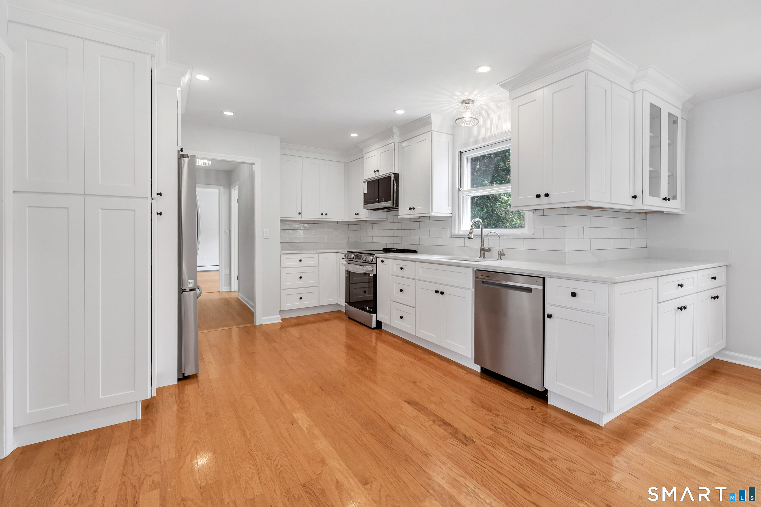 27 Brittany Avenue photo 14
