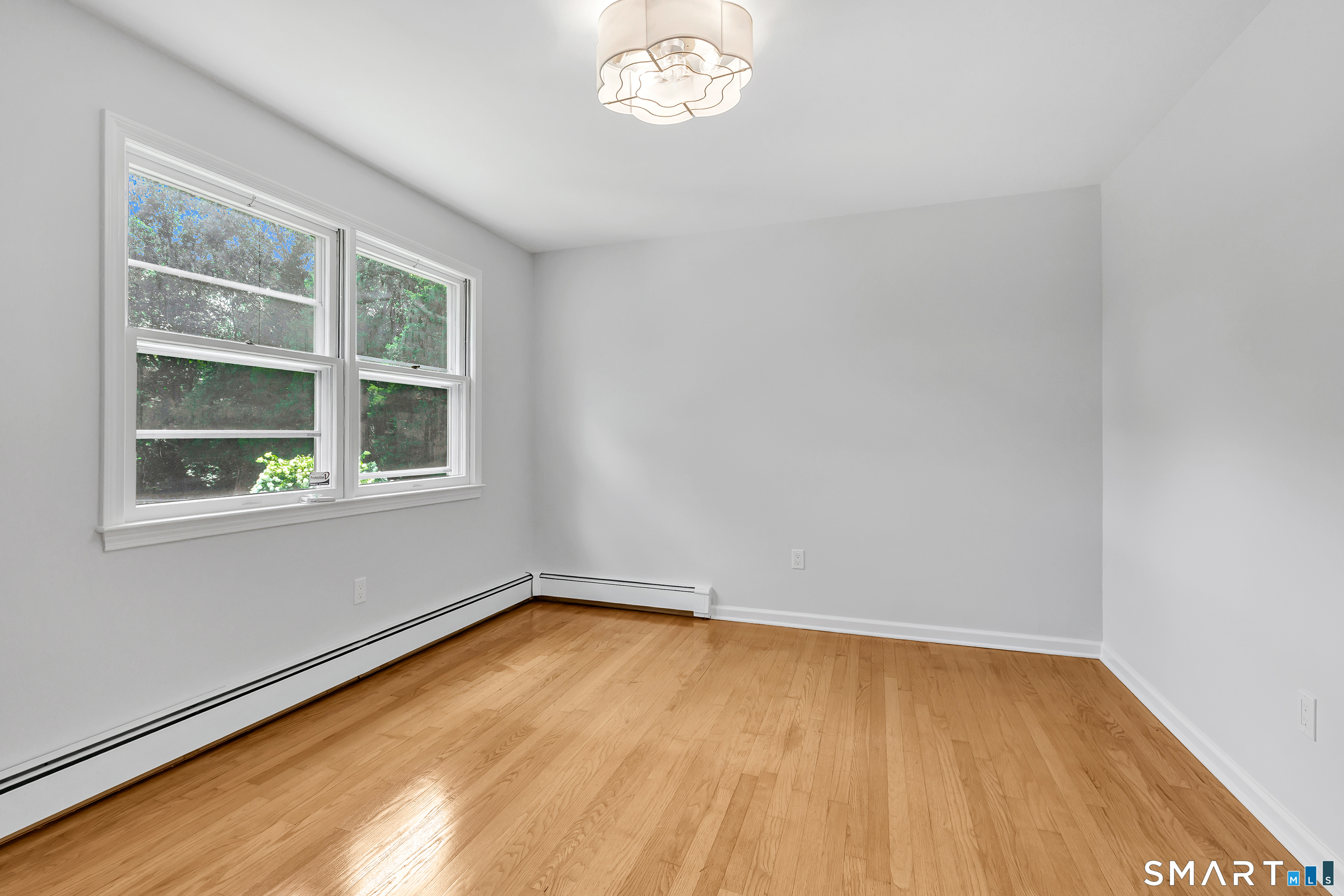 27 Brittany Avenue photo 24