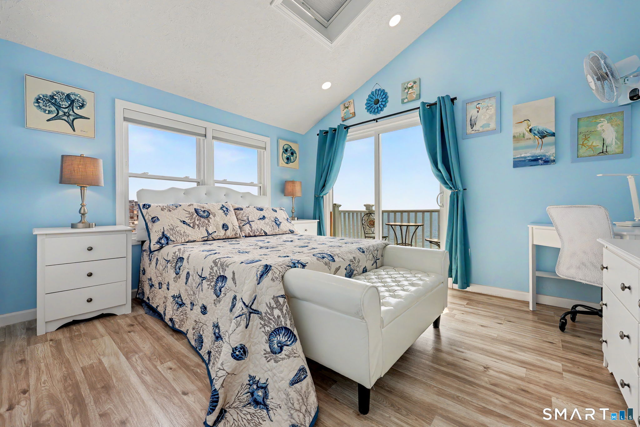 292 Cosey Beach Avenue photo 19