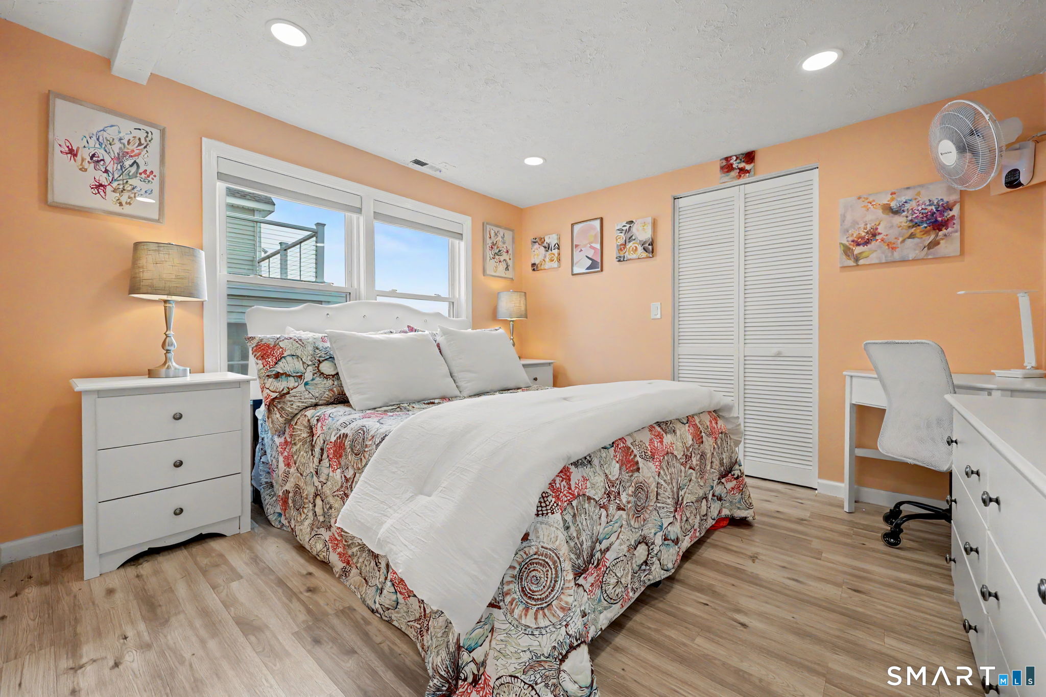 292 Cosey Beach Avenue photo 24