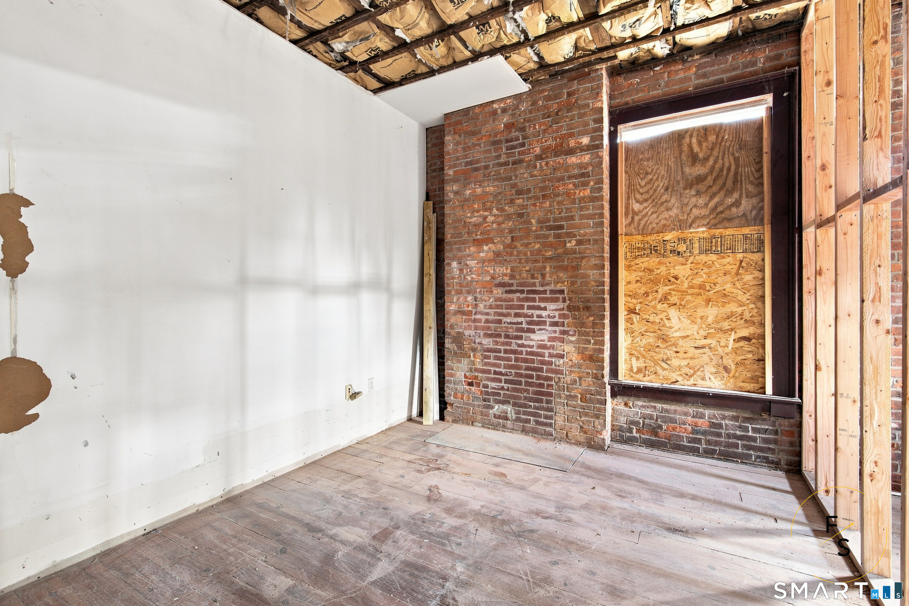 233 Blatchley Avenue photo 14