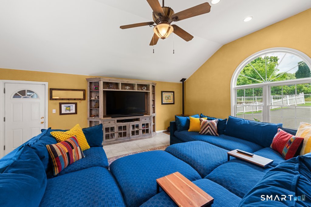 28 Oak Grove Road photo 18