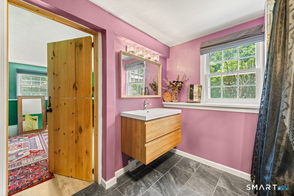 28 Oak Grove Road photo 31