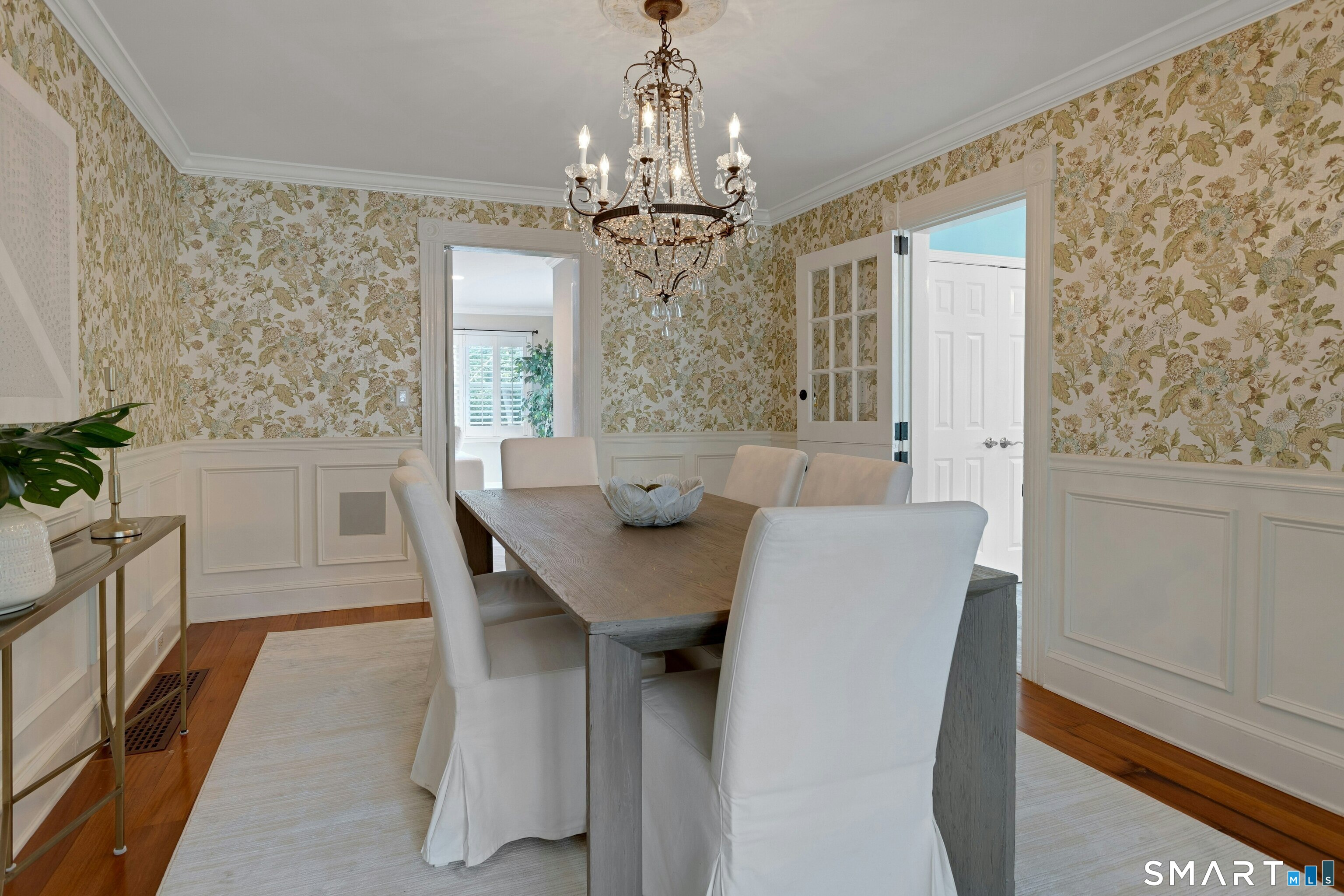 49 Wolfpit Avenue photo 8