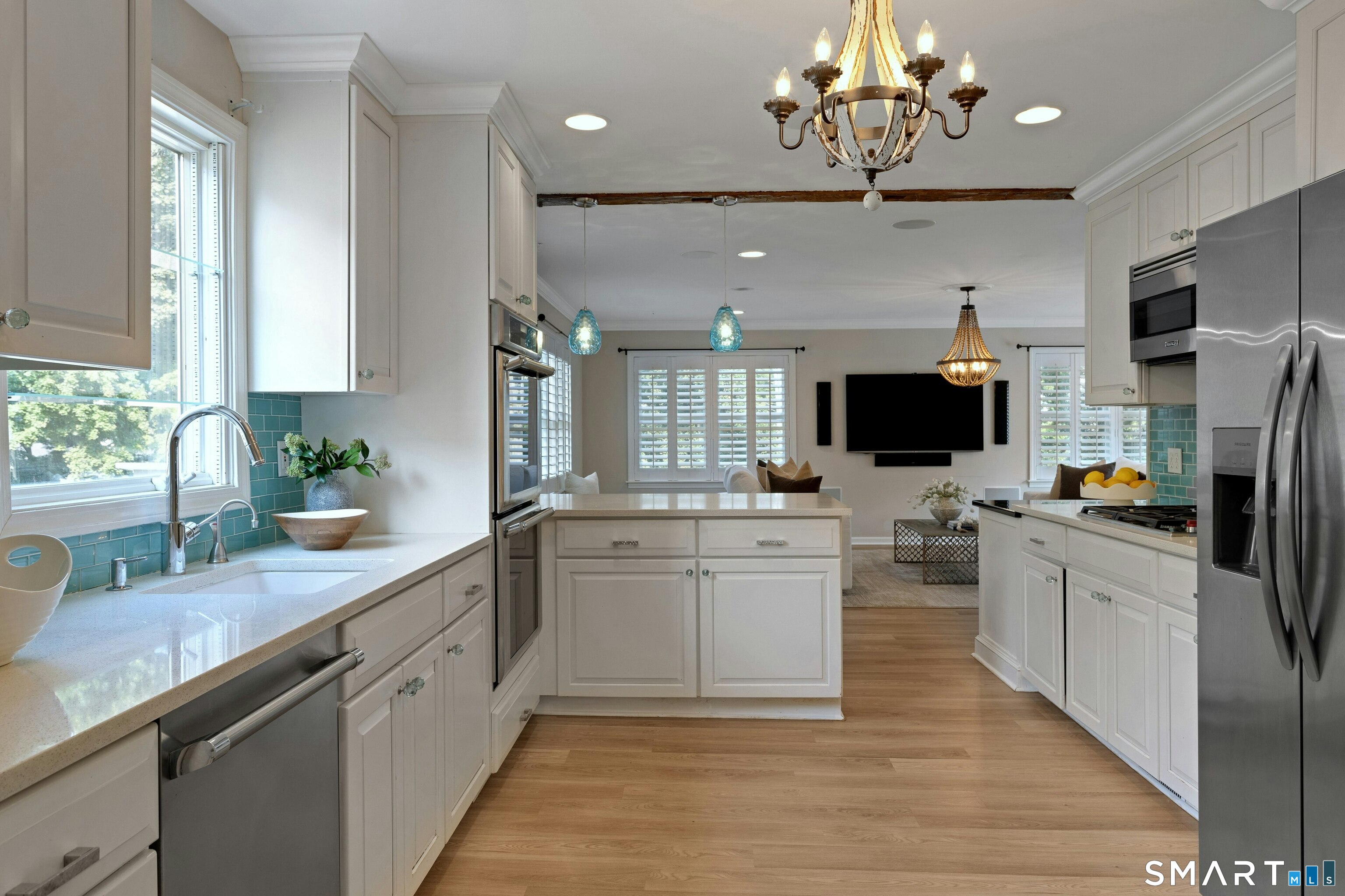 49 Wolfpit Avenue photo 11
