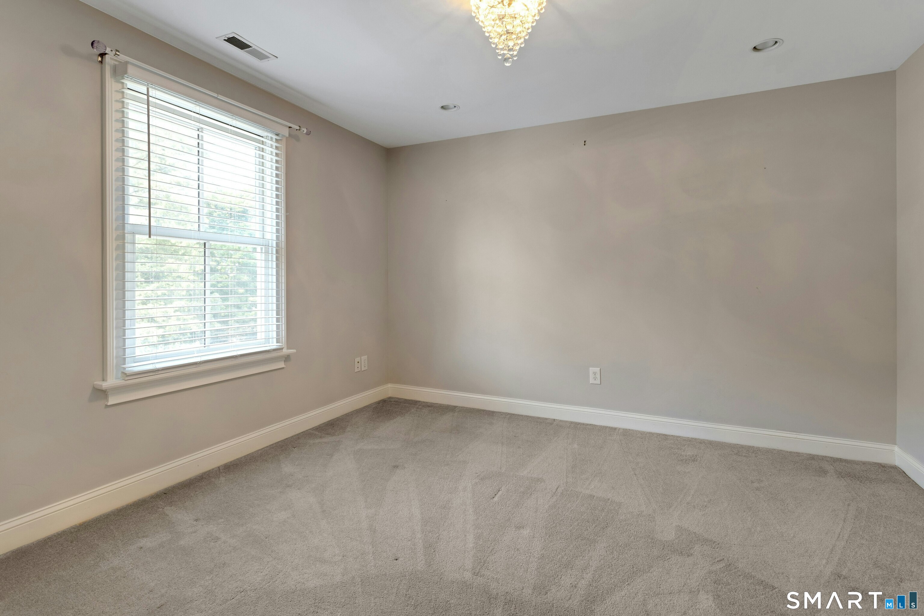 49 Wolfpit Avenue photo 26