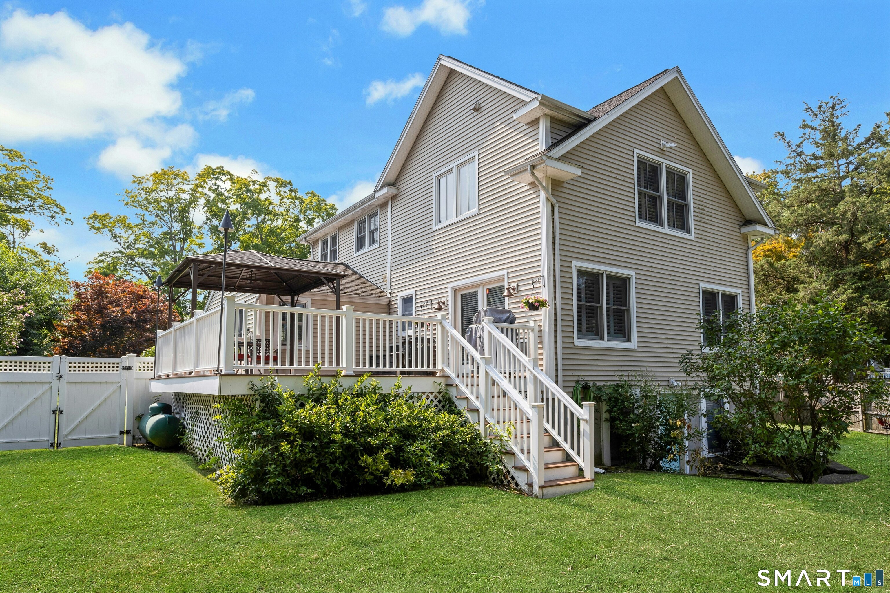 49 Wolfpit Avenue photo 32
