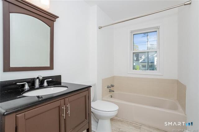 195 Silver Spring Road photo 13