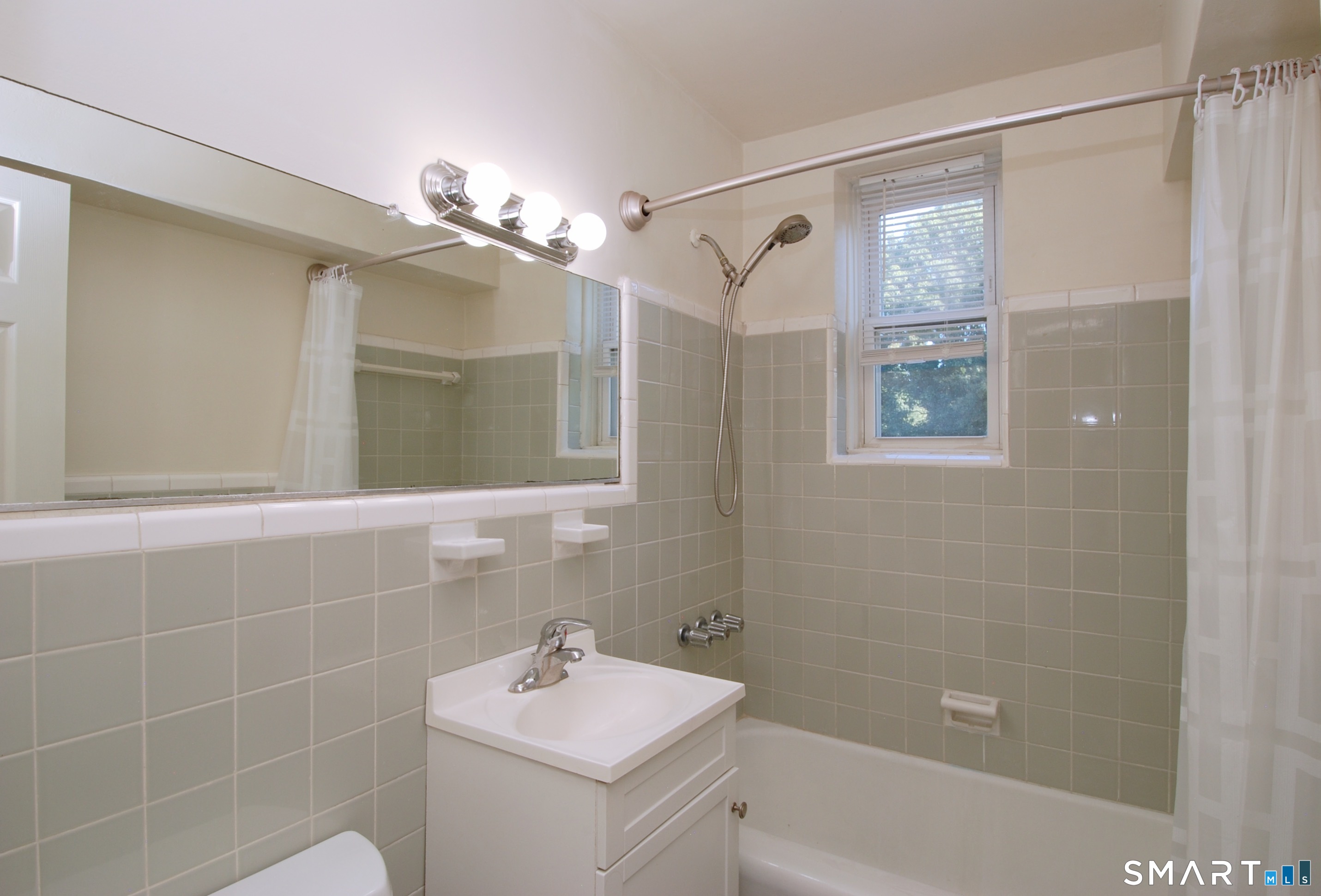 7 4th Street Unit #1B photo 8