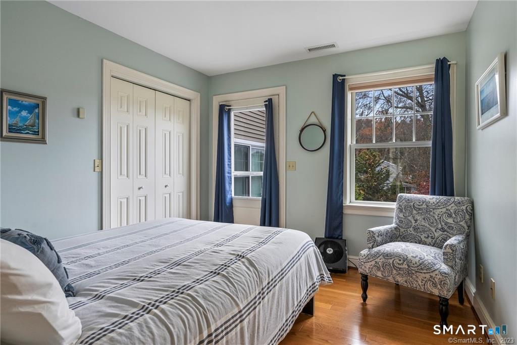 33 Marshfield Road photo 22