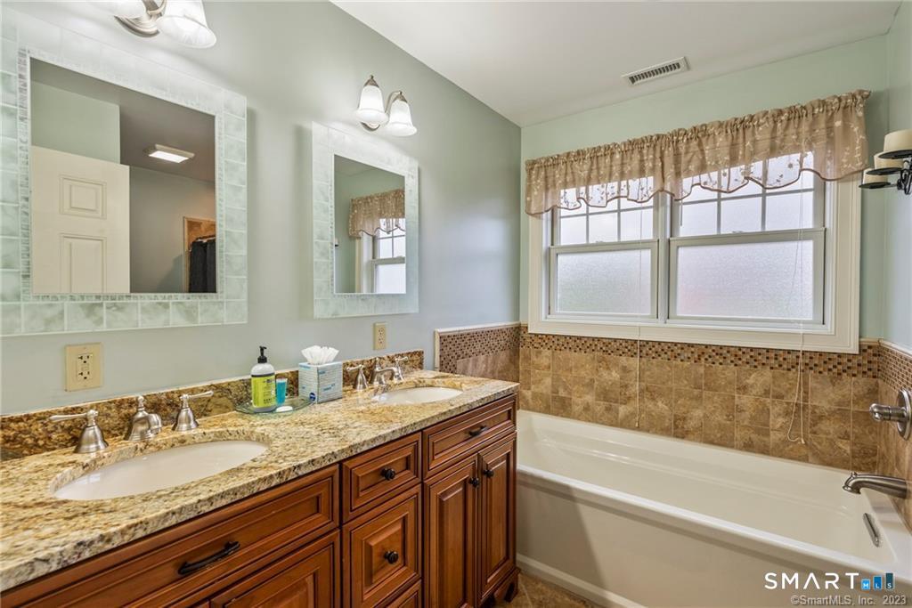 33 Marshfield Road photo 24