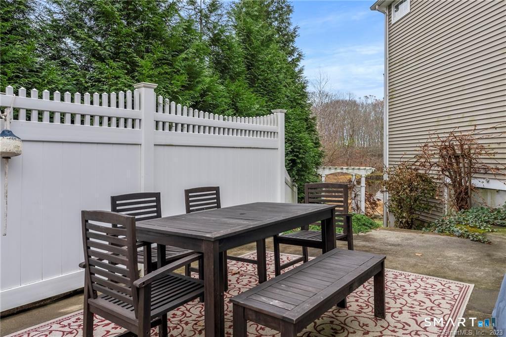 33 Marshfield Road photo 32