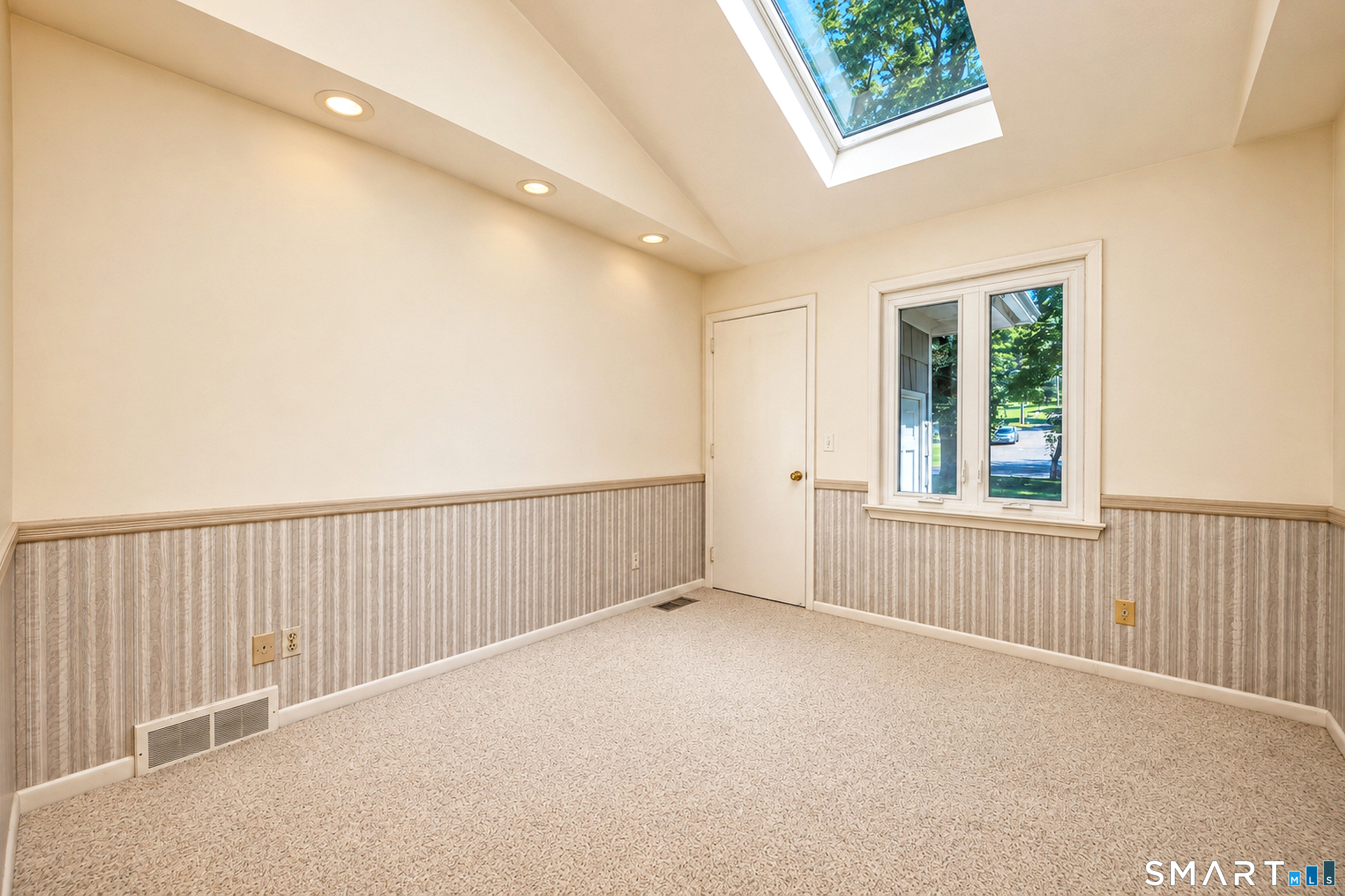24 Inverness Road photo 31