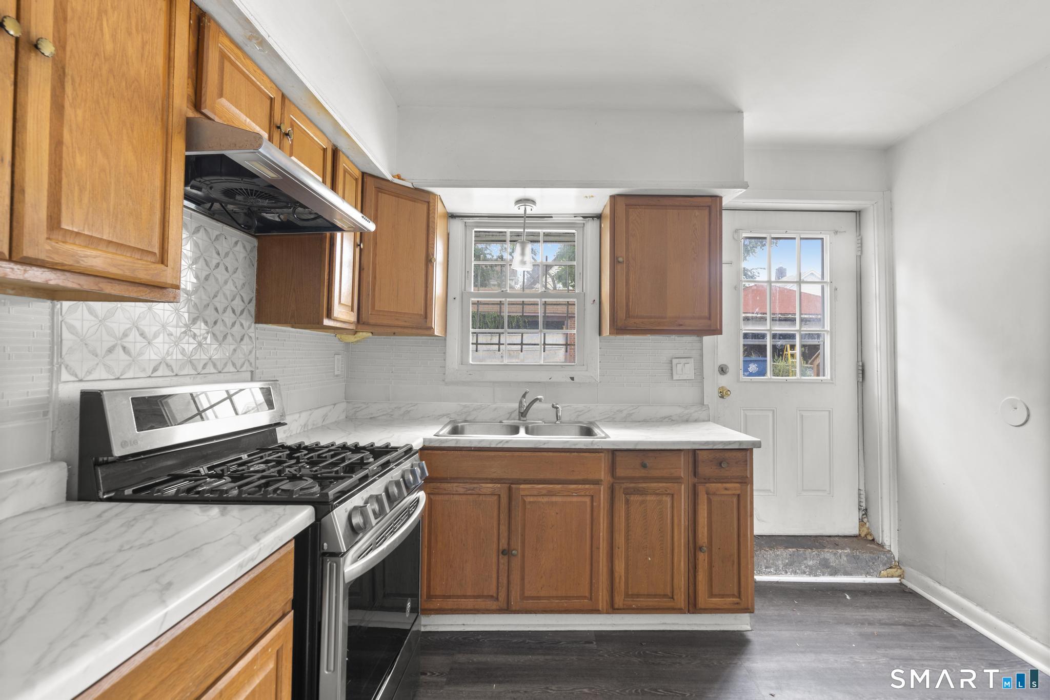101 Carlisle Street photo 17