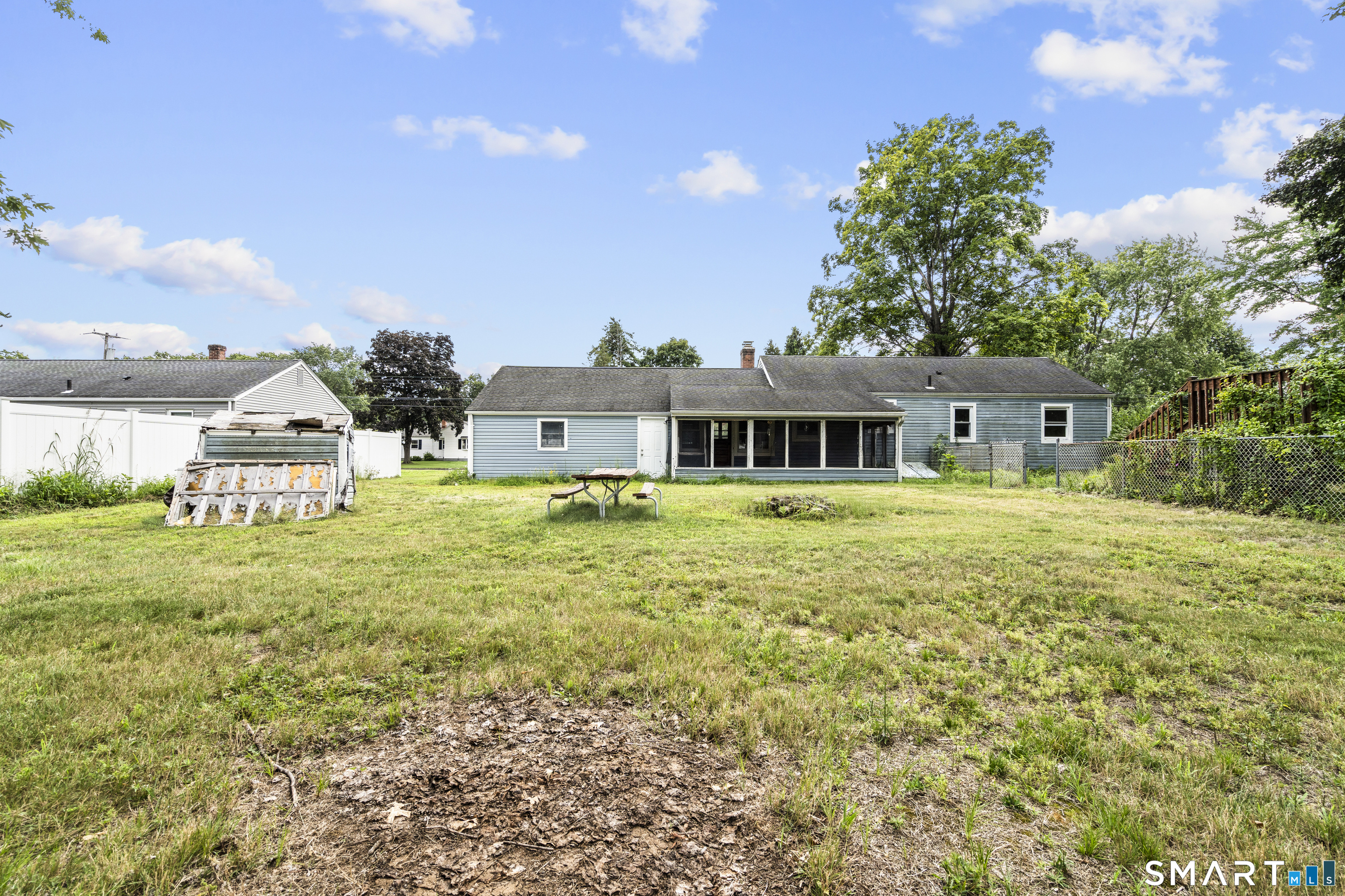 30th image of 422 Denslow St, Windsor Locks, CT 06096 | MLS# 24199905