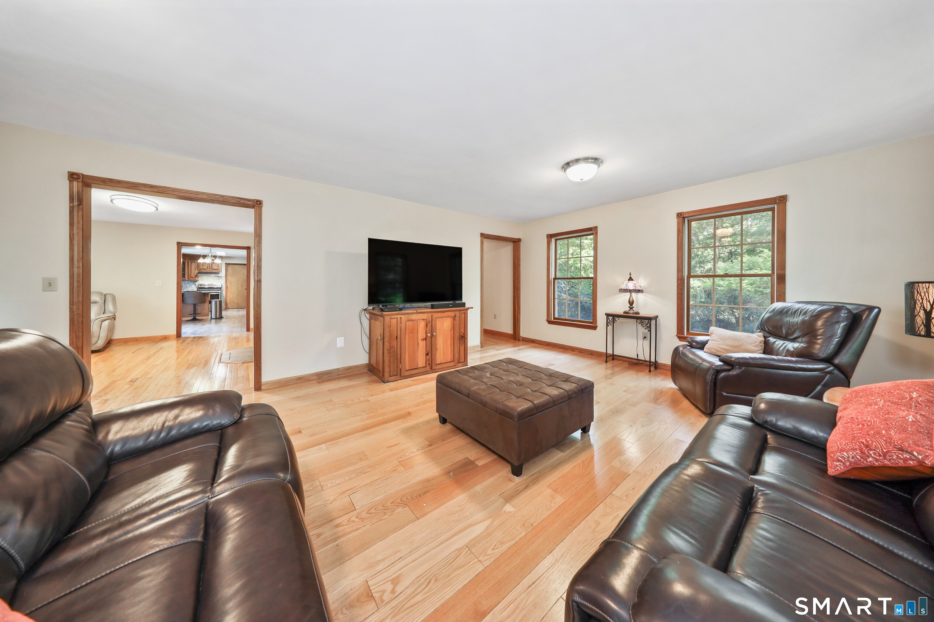 31 Louise Avenue photo 11