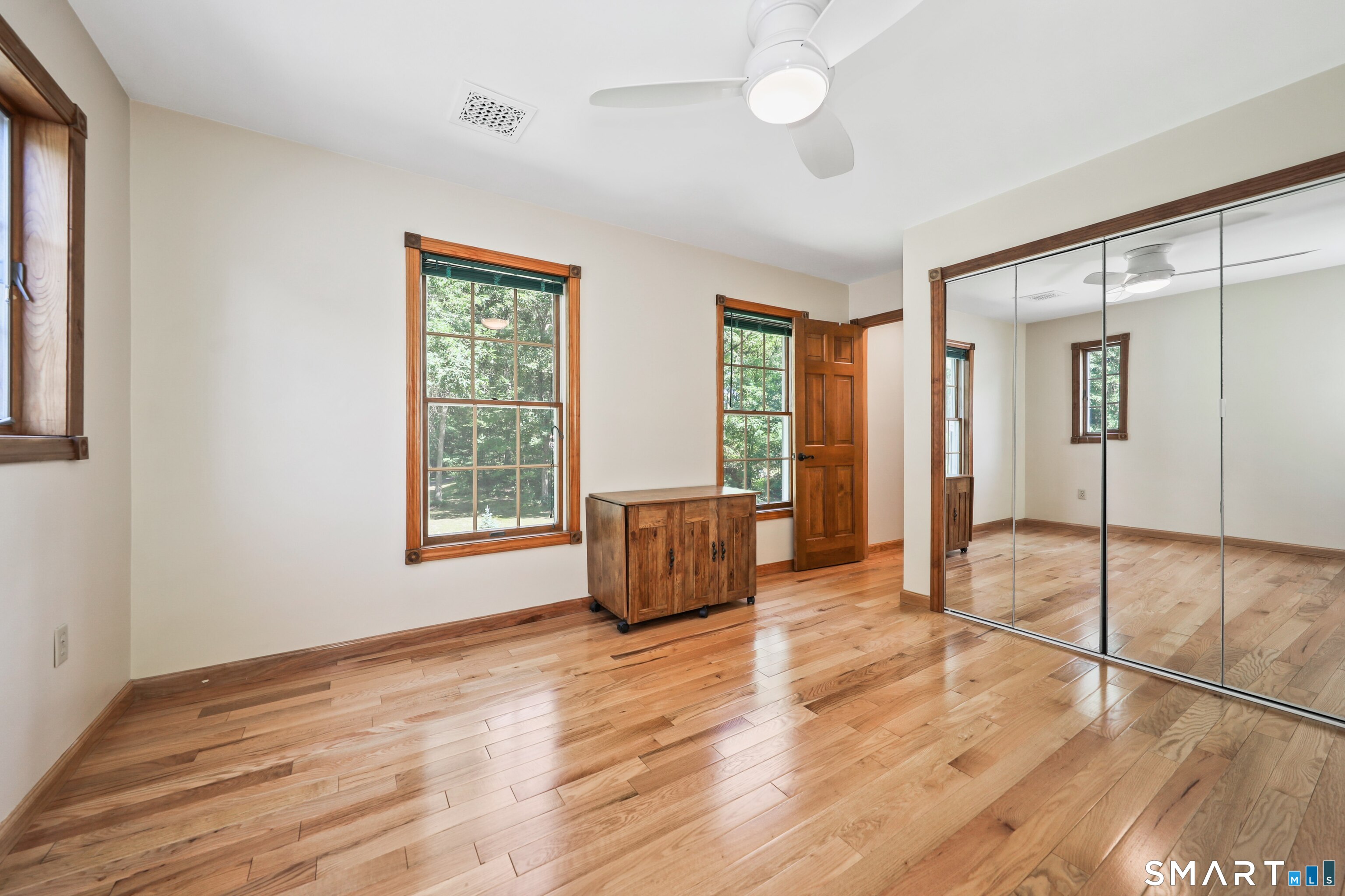 31 Louise Avenue photo 17