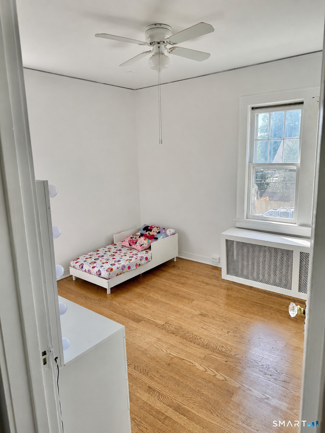 15 Thames Street photo 2