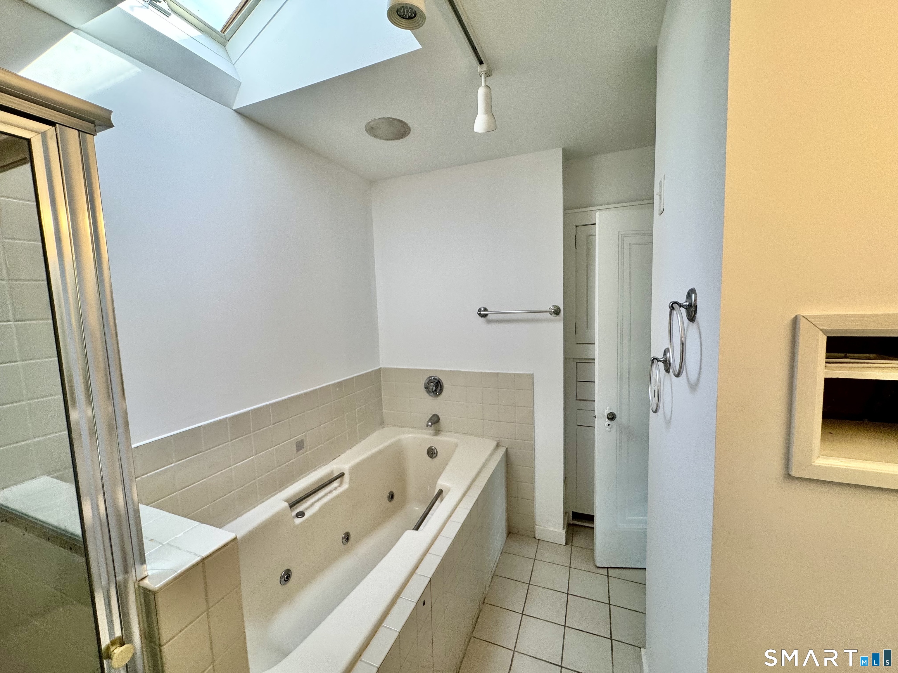15 Thames Street photo 6