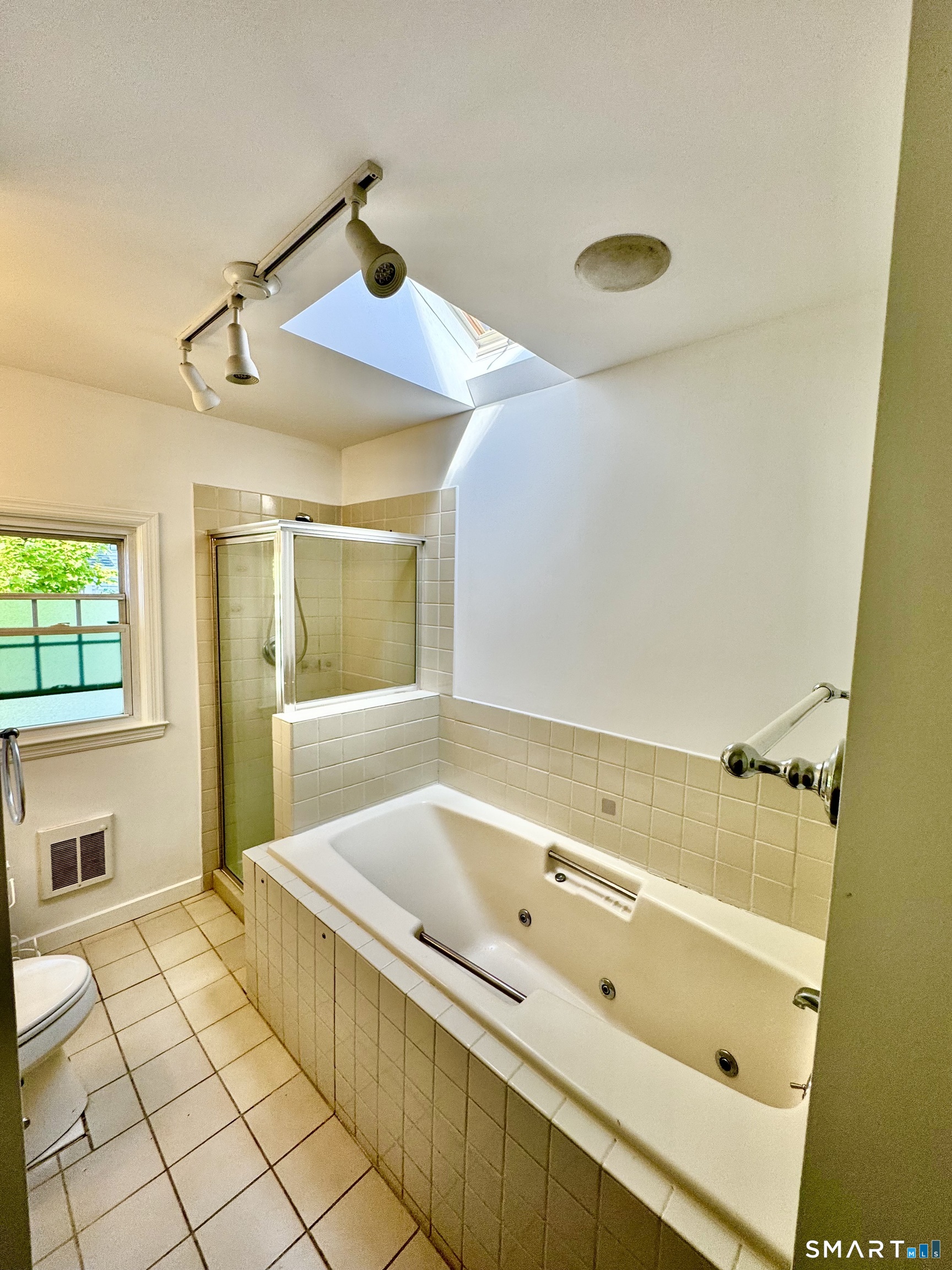 15 Thames Street photo 13