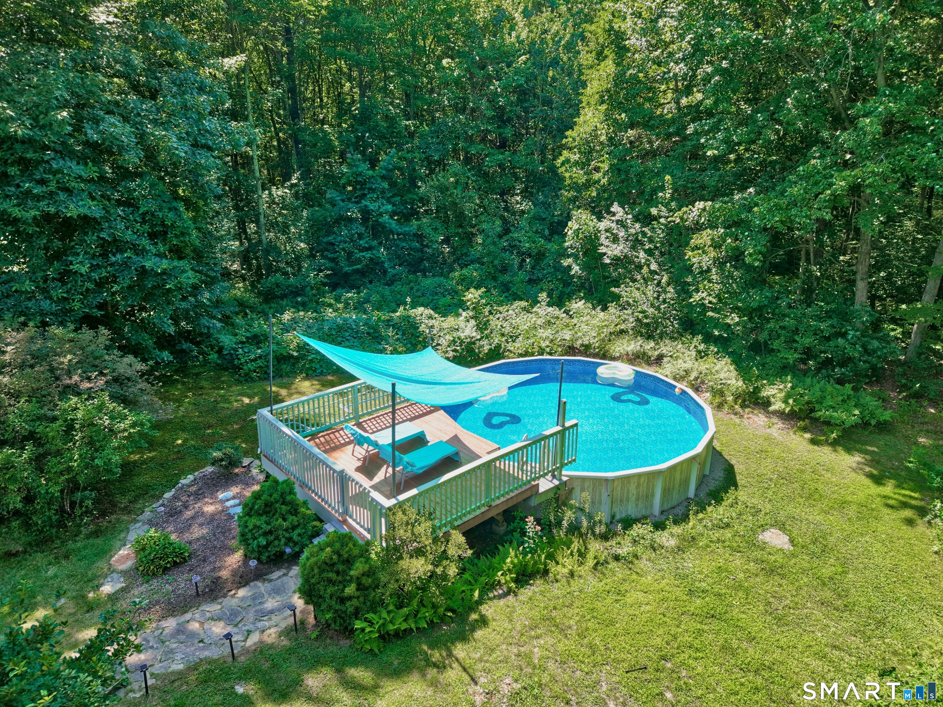 31 Louise Avenue photo 25