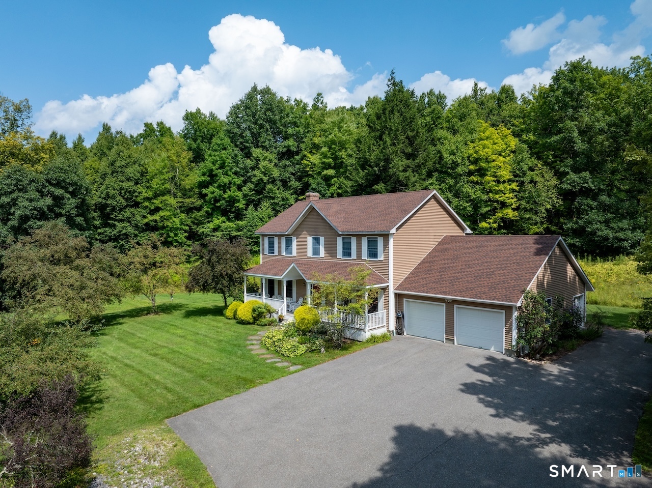 82 Valley Road