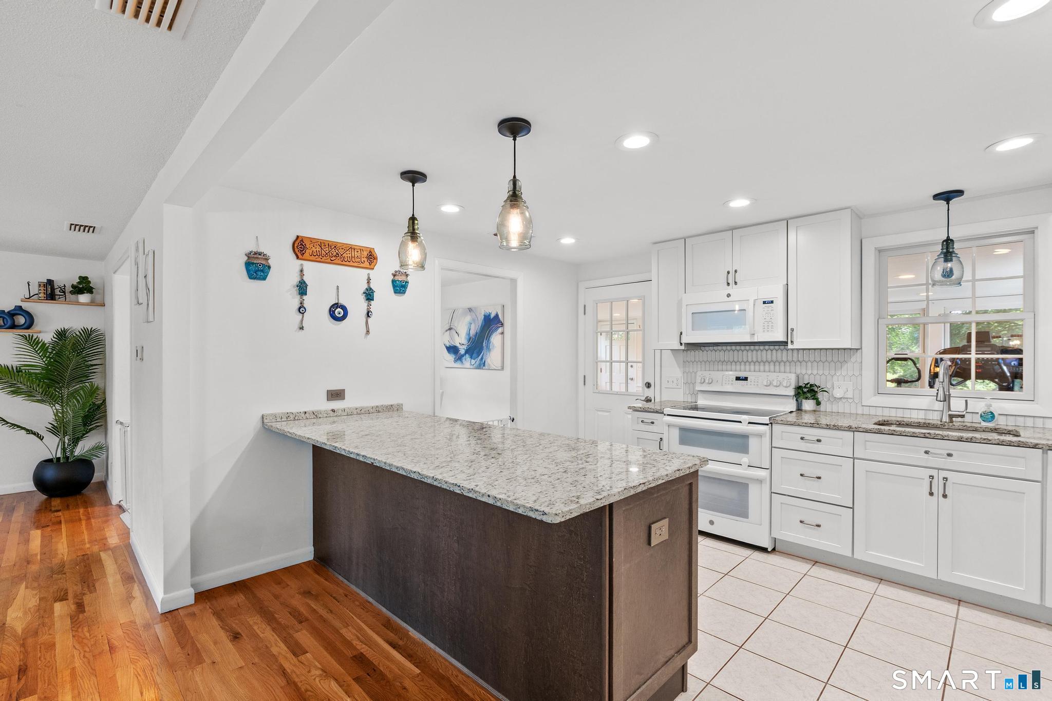 105 Windsorville Road photo 11