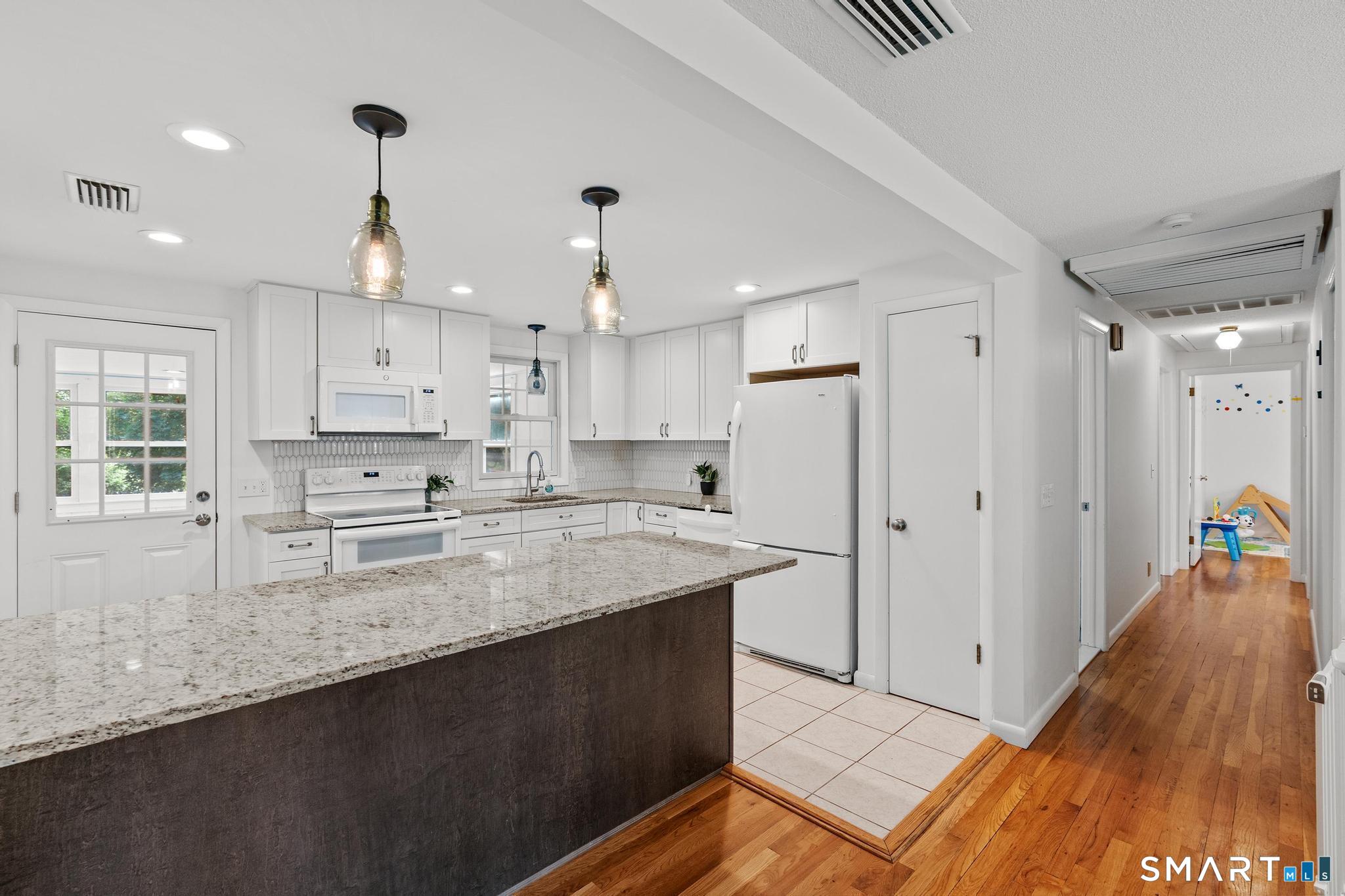 105 Windsorville Road photo 12