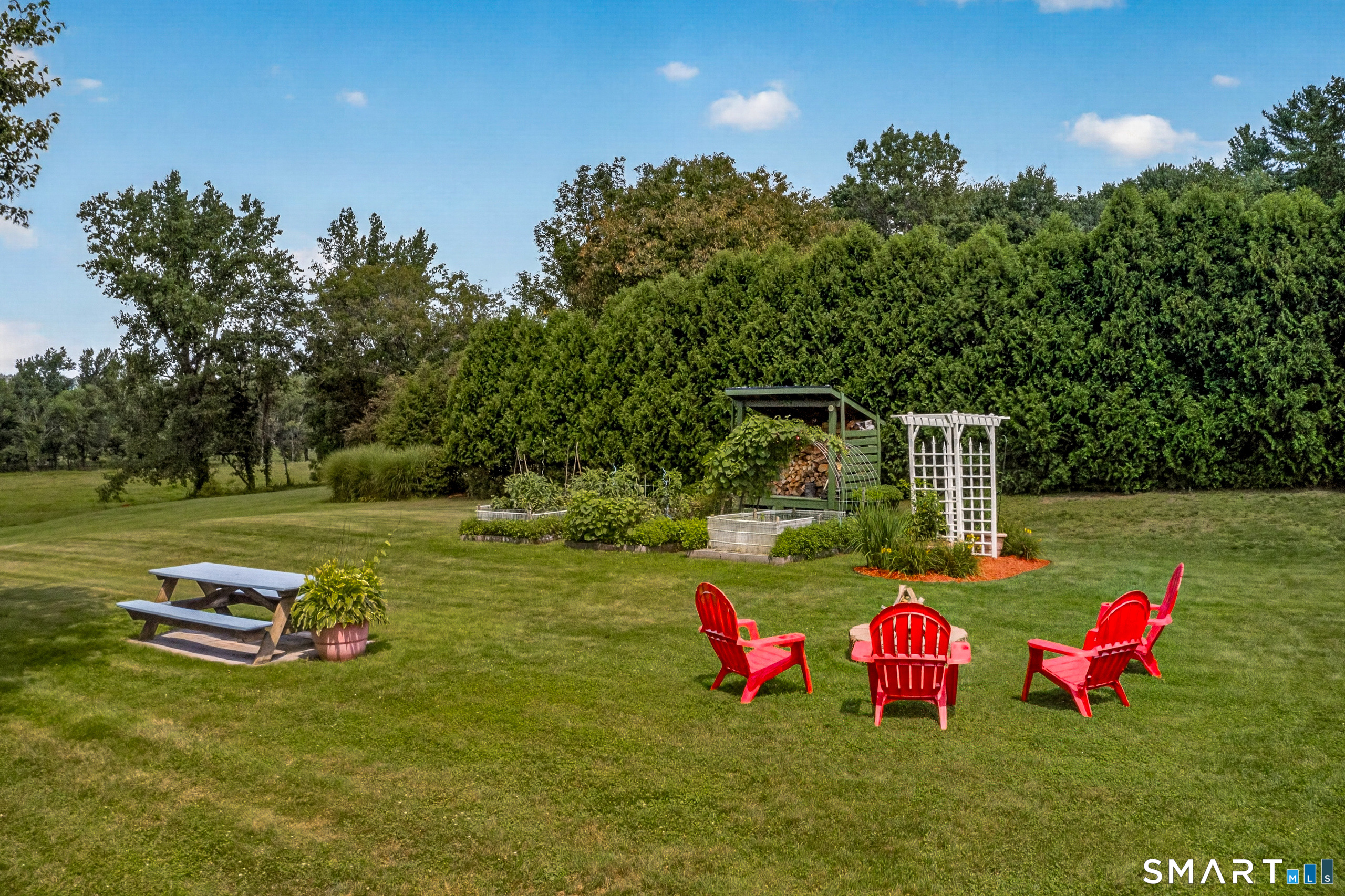 5 Stonehedge Drive photo 32