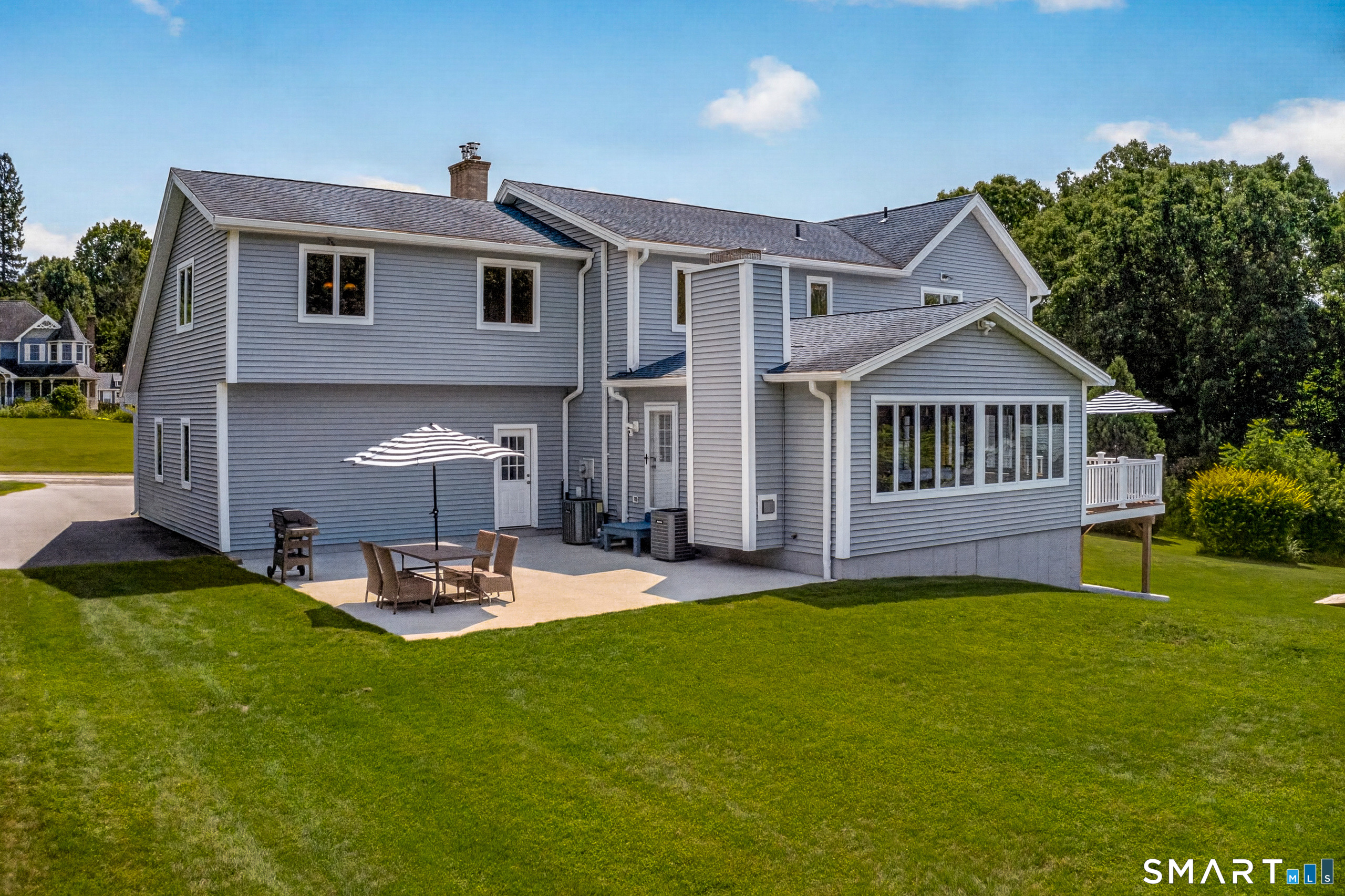 5 Stonehedge Drive photo 33