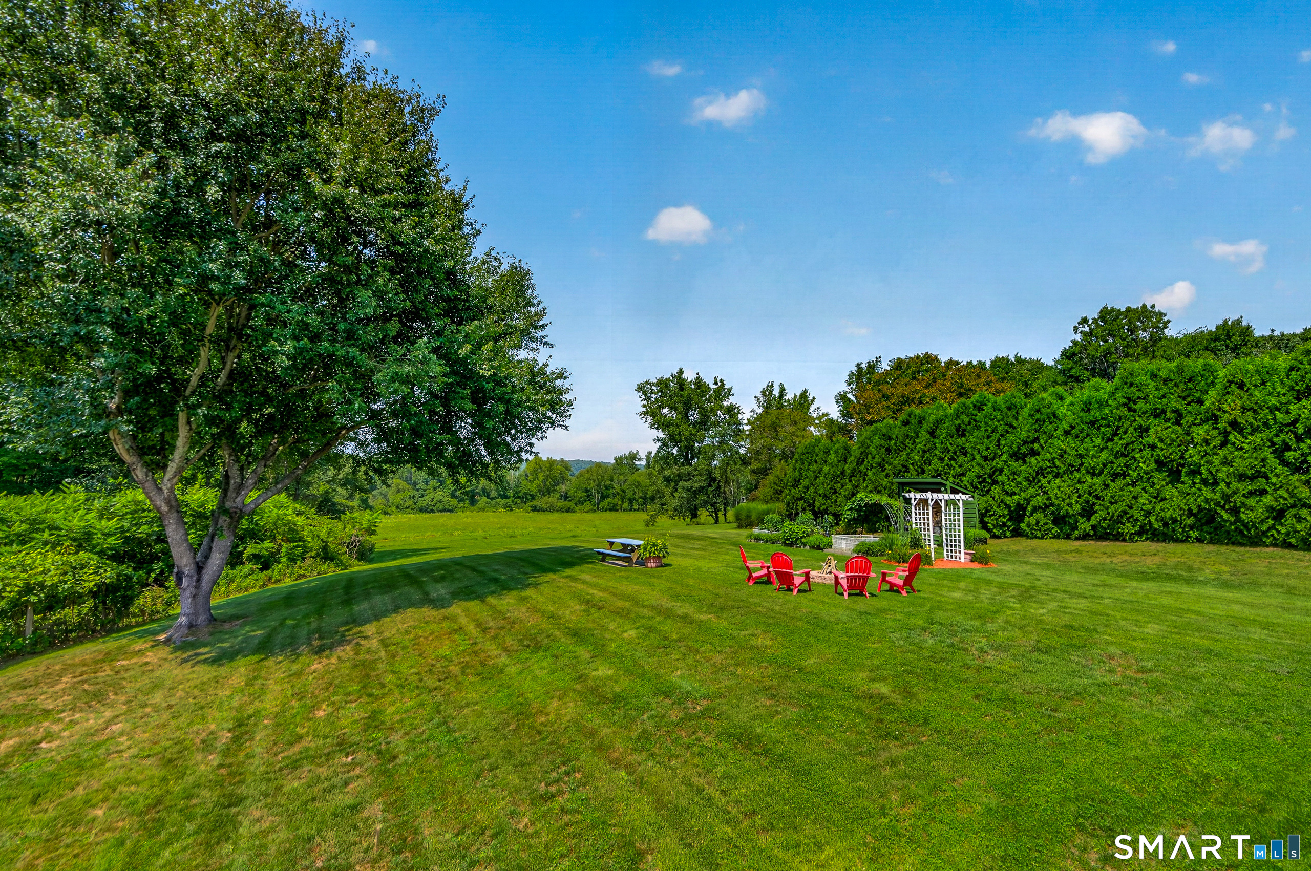 5 Stonehedge Drive photo 39