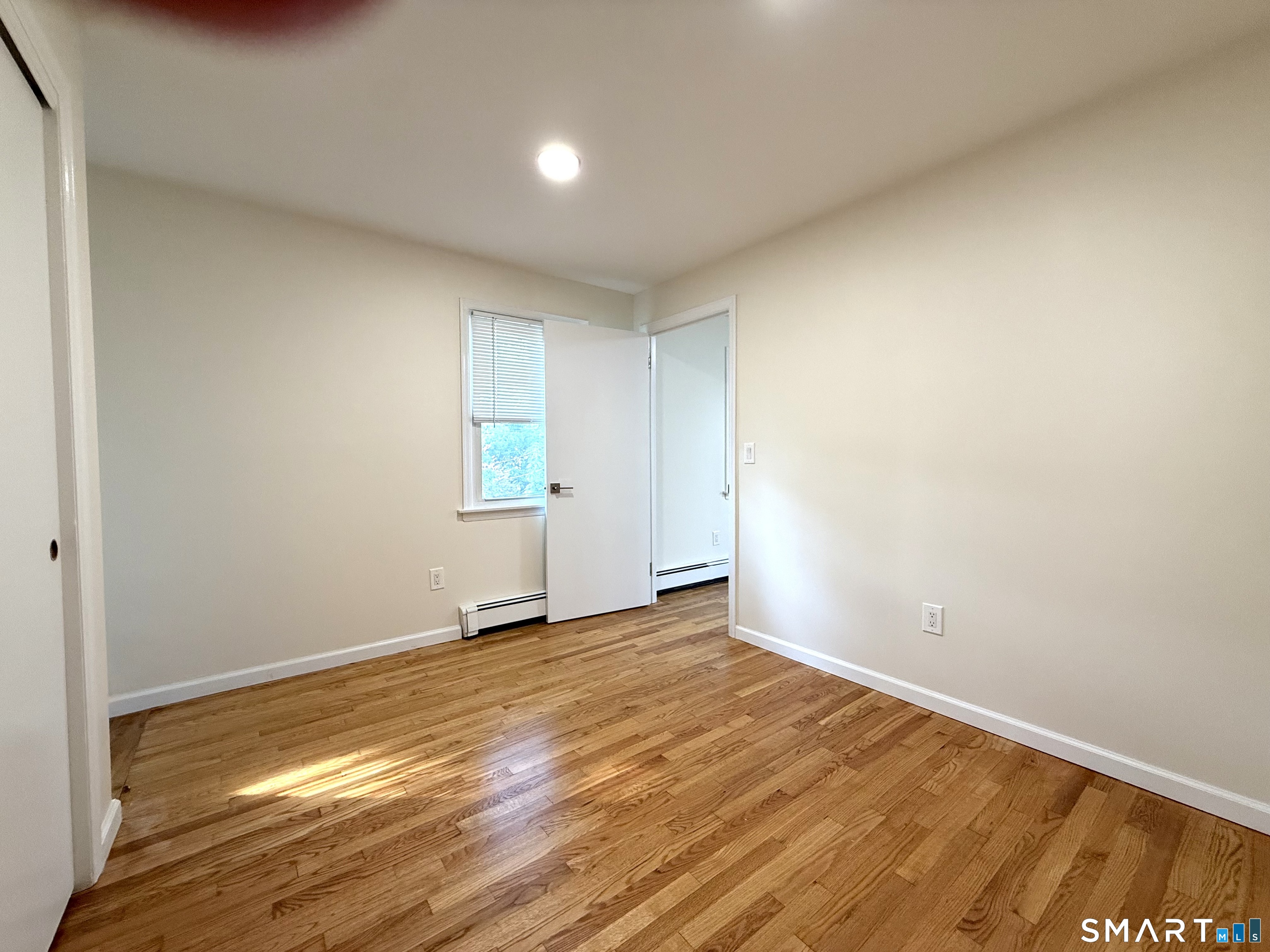 299 Villa Avenue photo 19