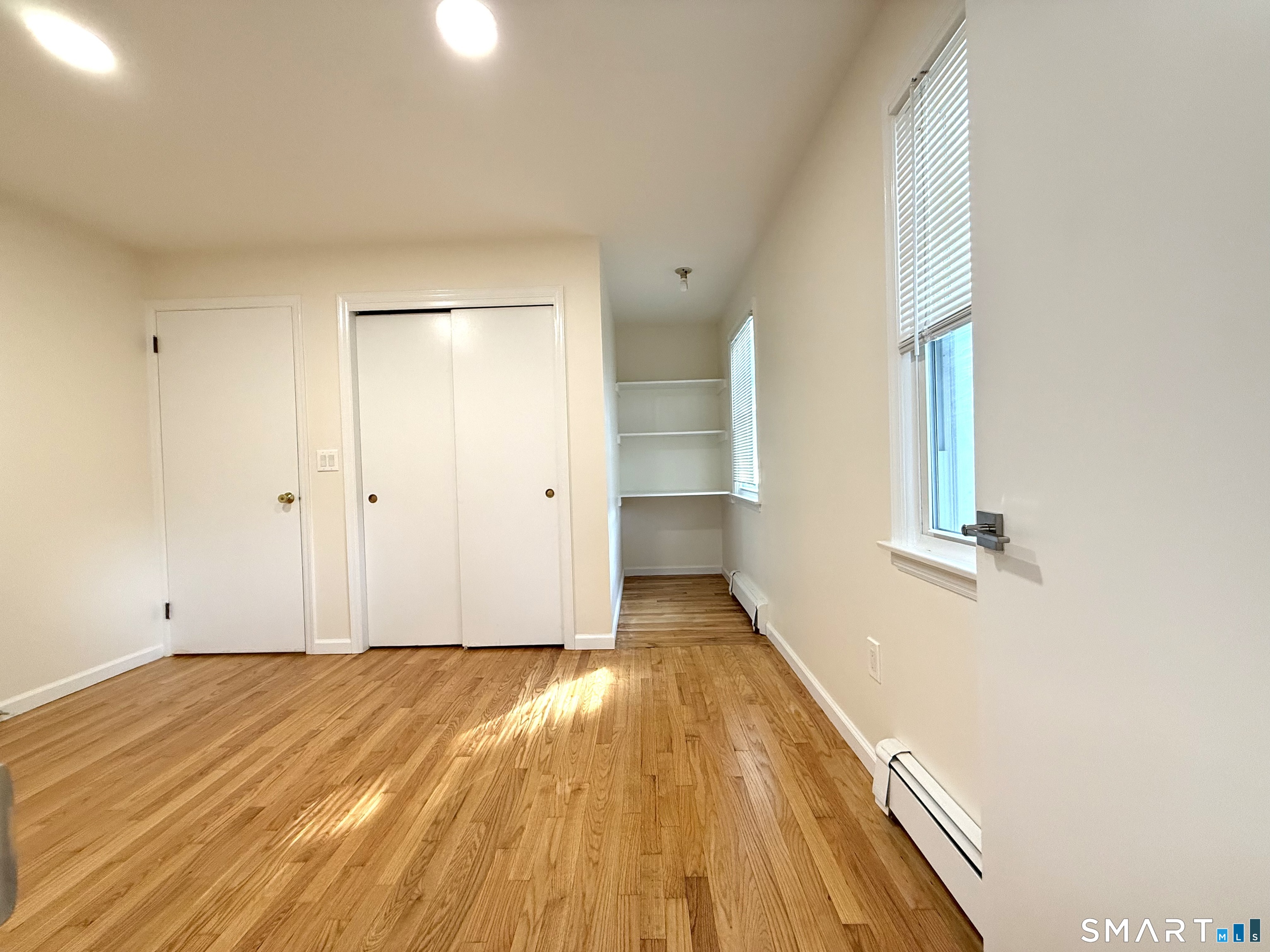299 Villa Avenue photo 18