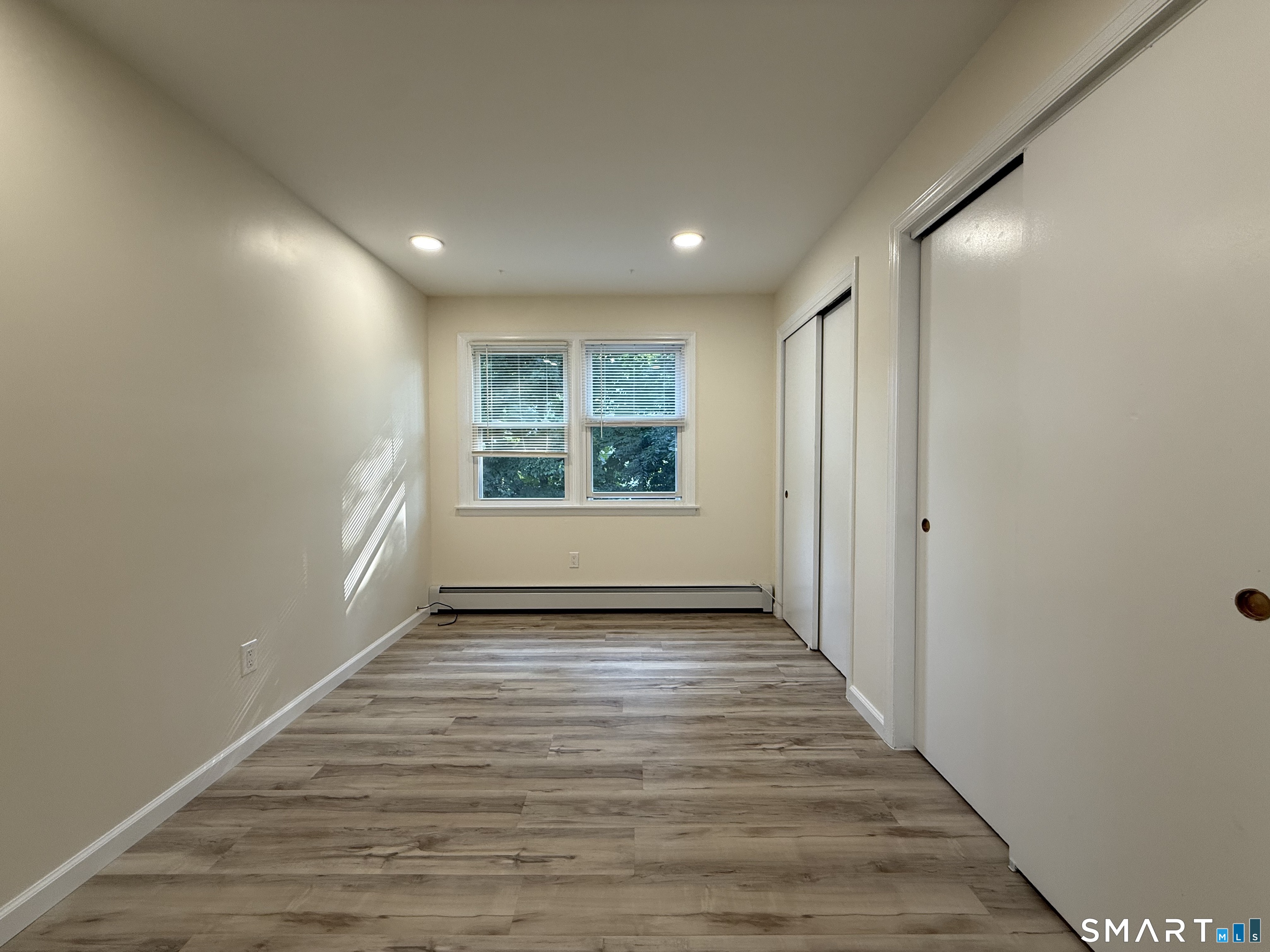 299 Villa Avenue photo 14