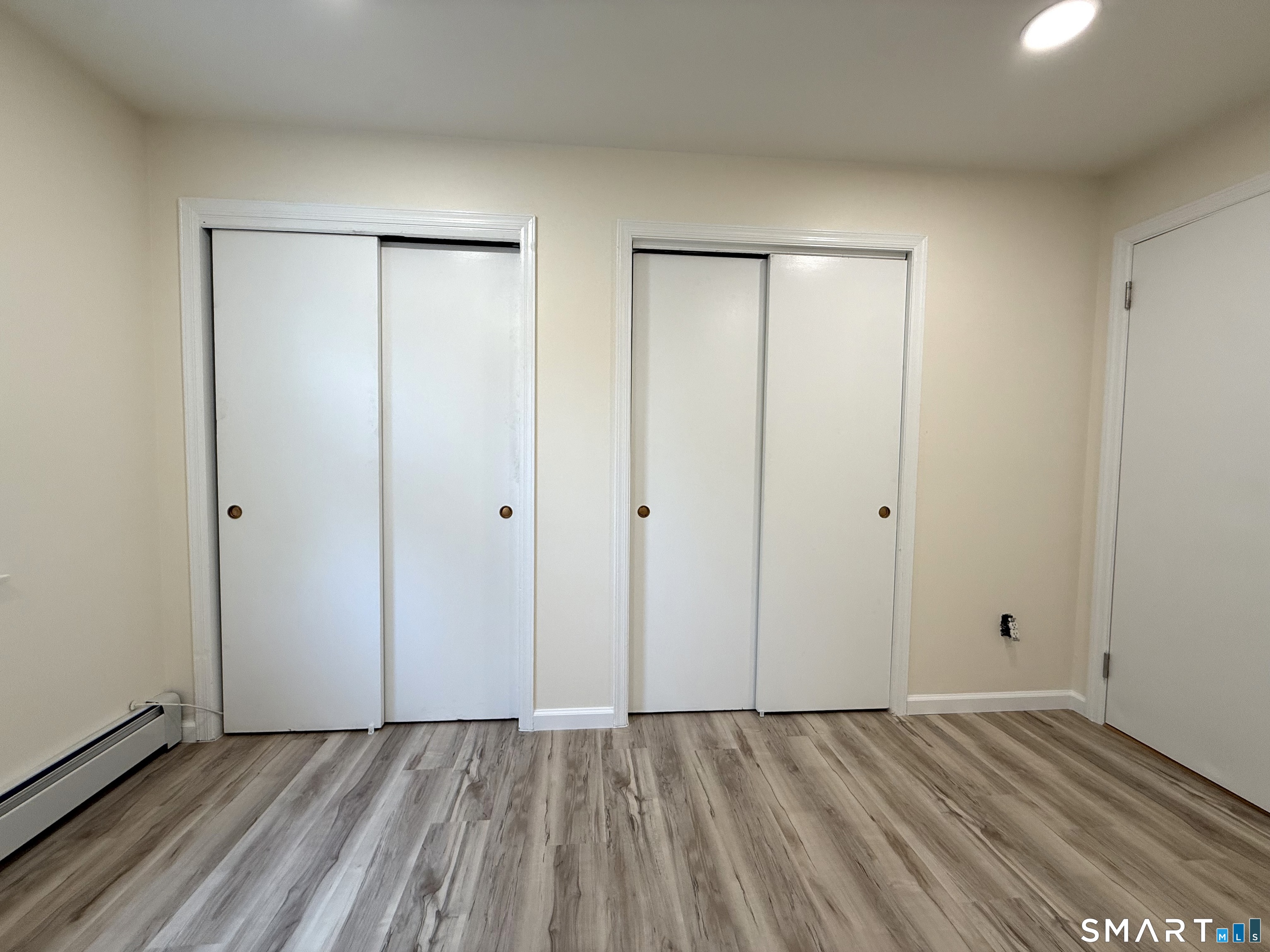 299 Villa Avenue photo 15