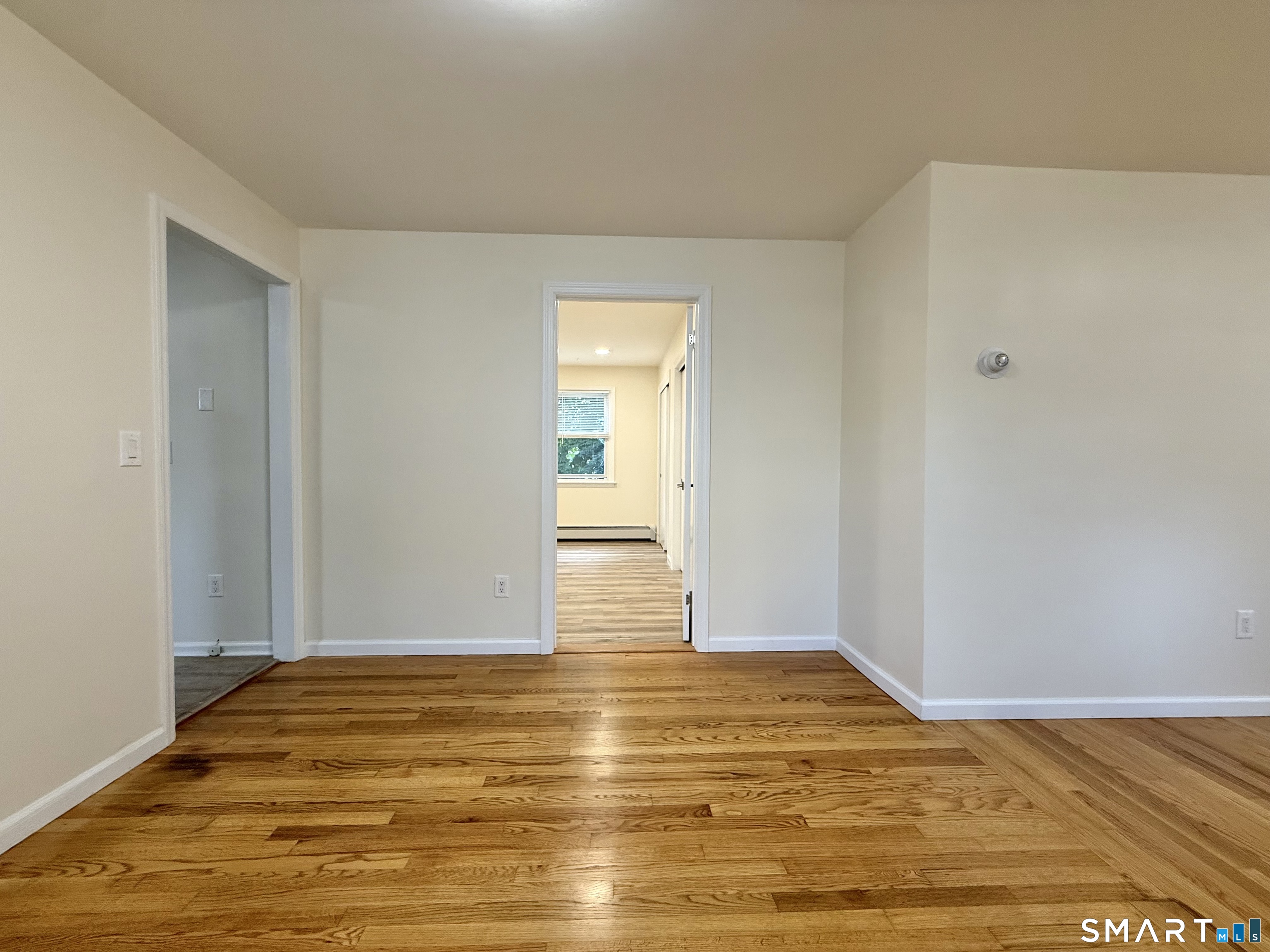 299 Villa Avenue photo 13