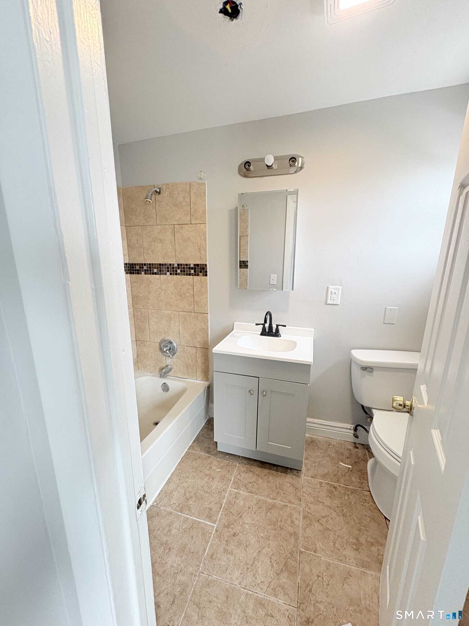 212 English Street Unit #Left photo 5