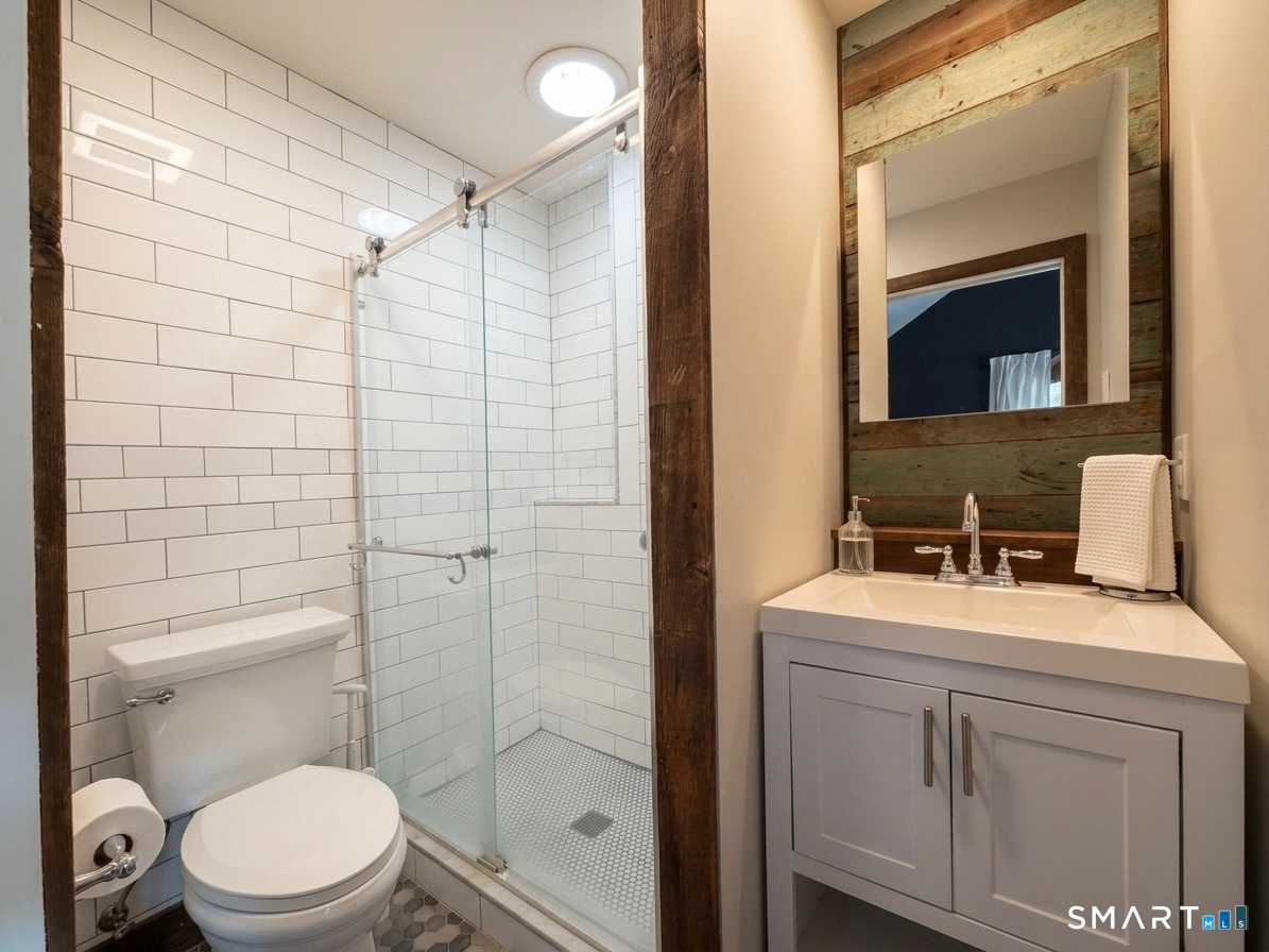 82 Prospect Hill Road photo 8