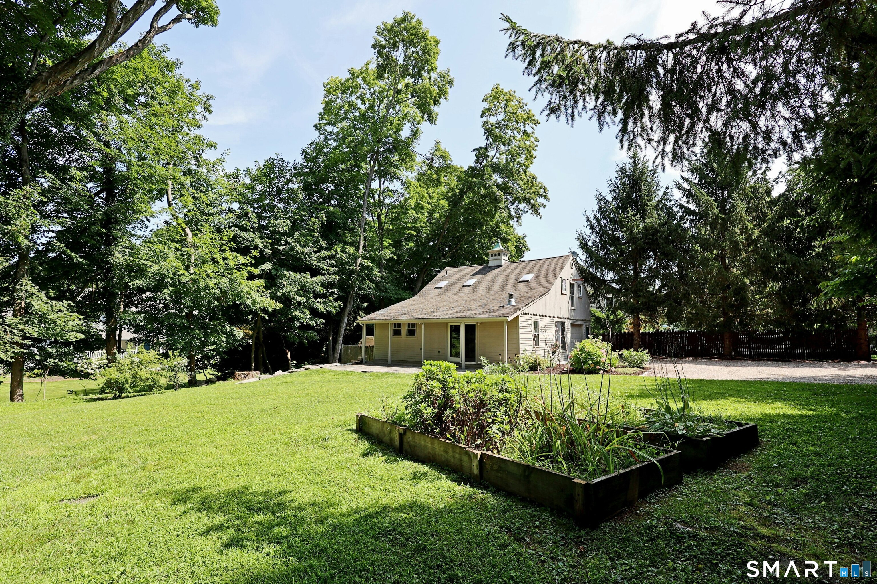 15 Maple Shade Road Unit #Cottage - 15A photo 3
