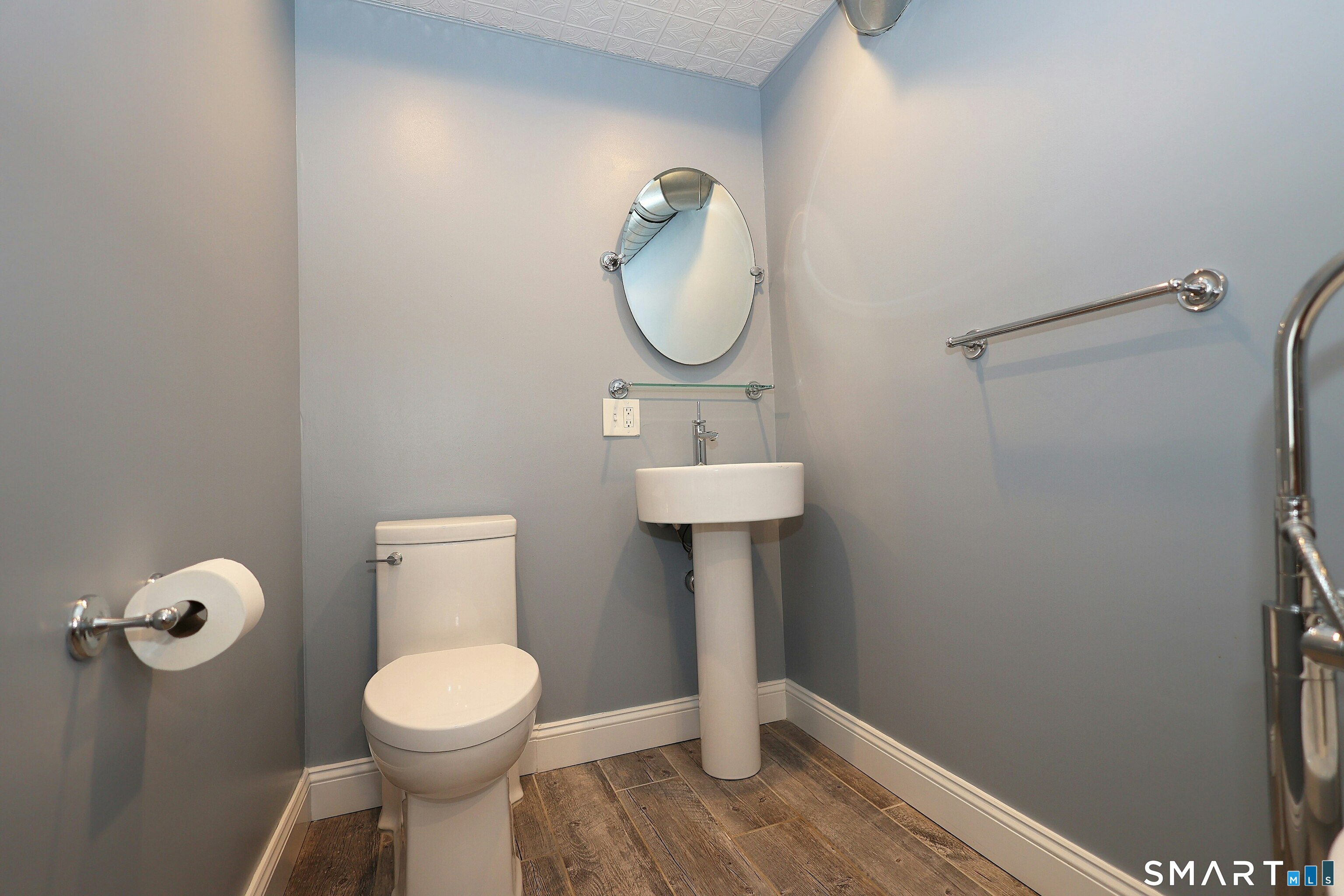 15 Maple Shade Road Unit #Cottage - 15A photo 16