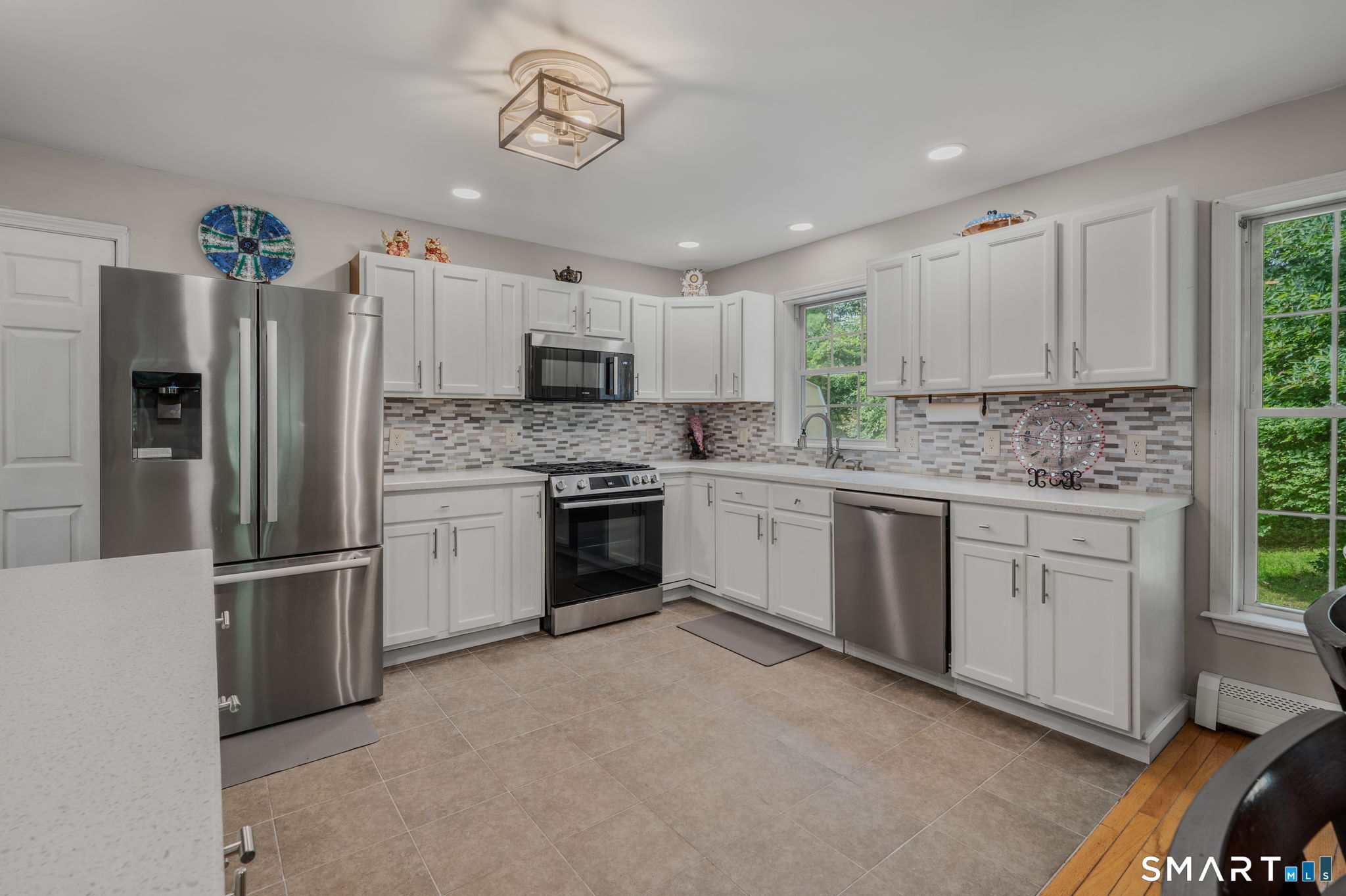 394 Killingly Avenue photo 10