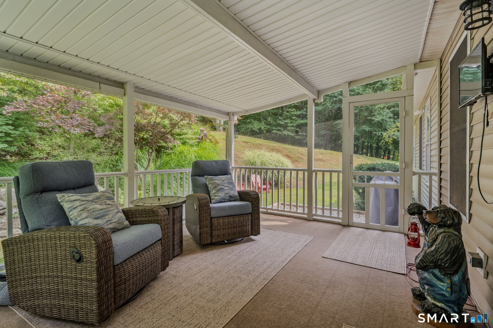 394 Killingly Avenue photo 13