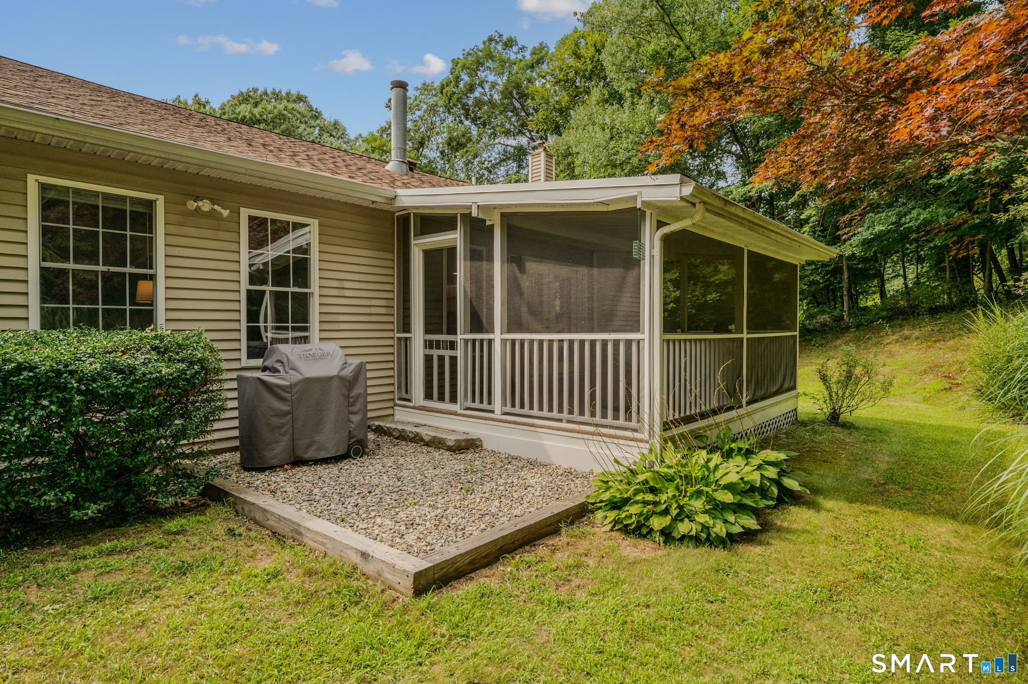 394 Killingly Avenue photo 15