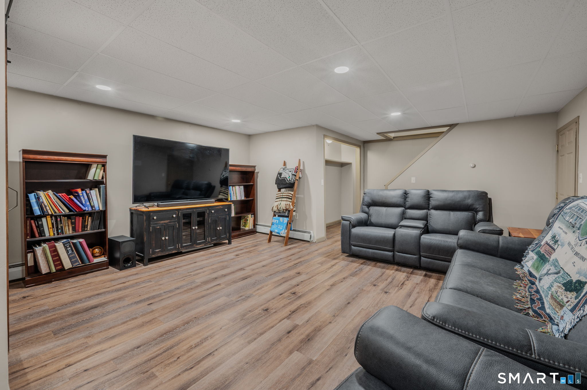 394 Killingly Avenue photo 30